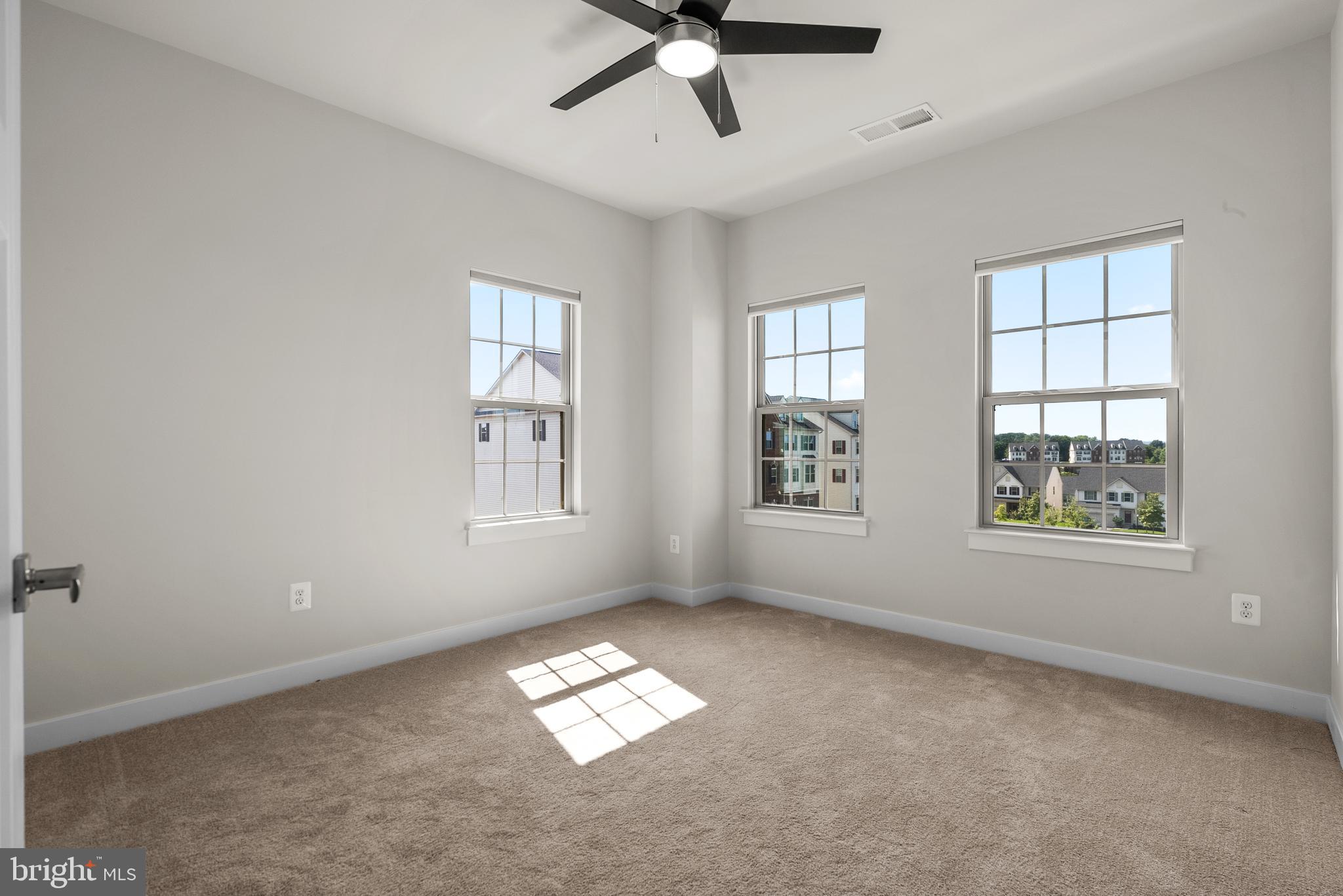 OAKDALE VILLAGE - Residential