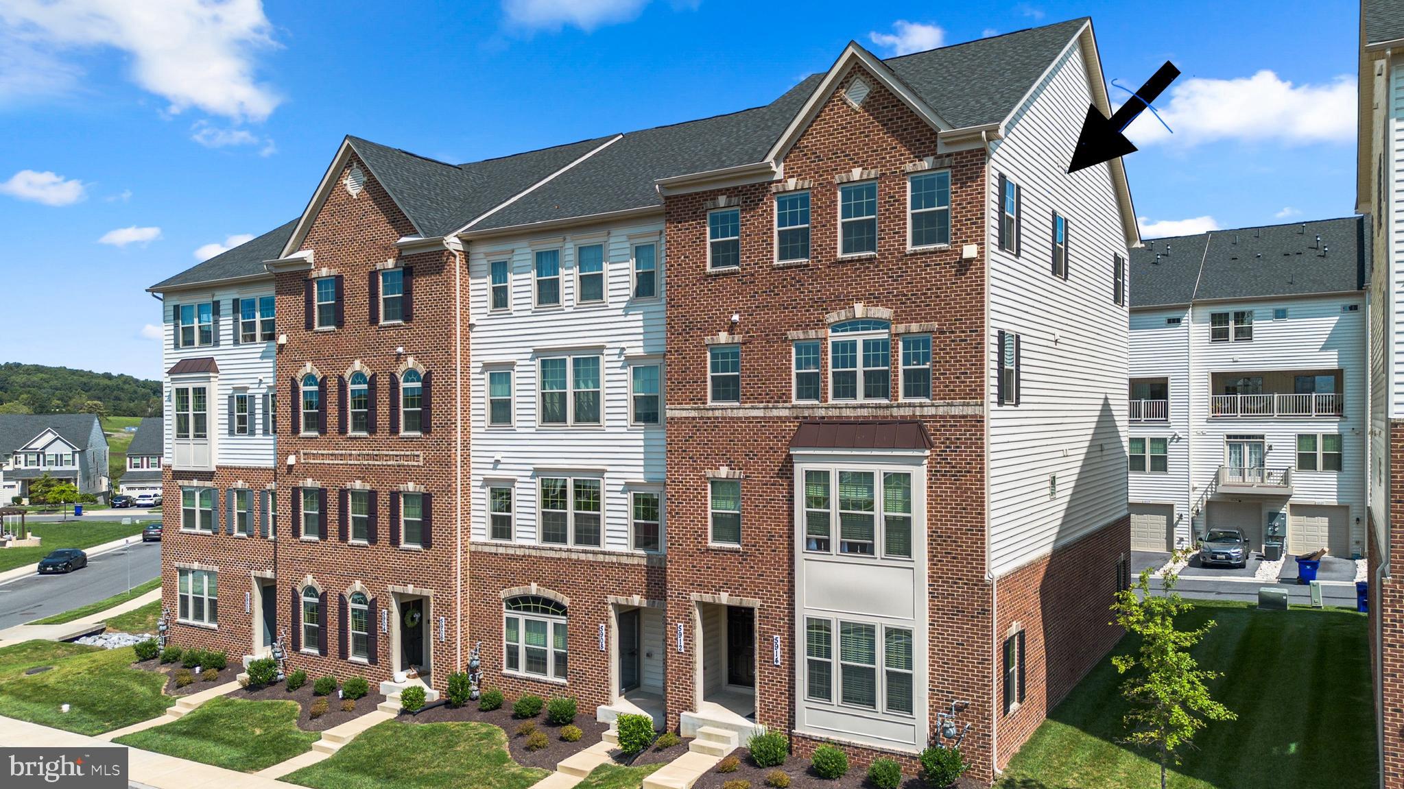 OAKDALE VILLAGE - Residential