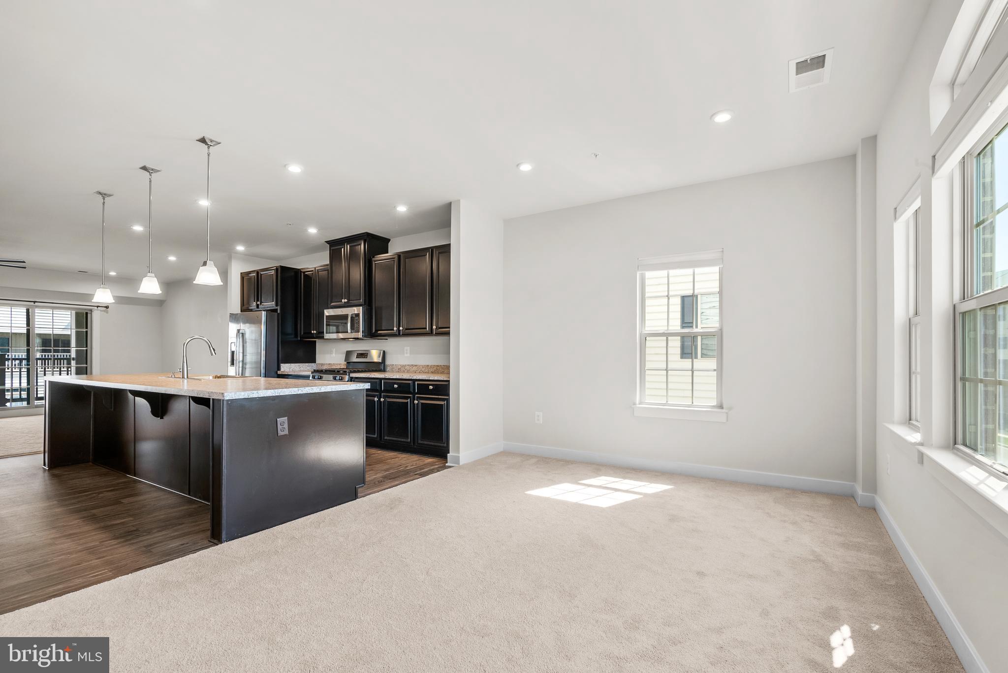 OAKDALE VILLAGE - Residential