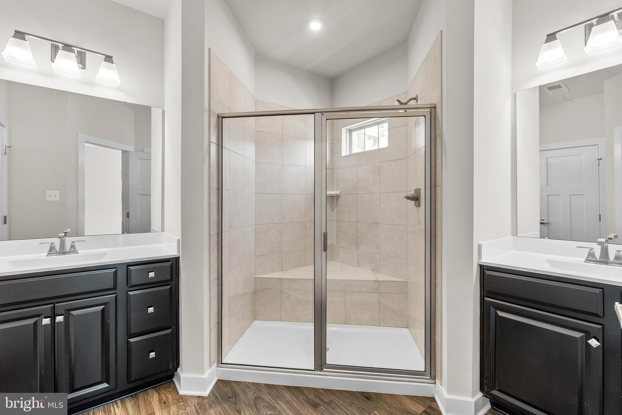 OAKDALE VILLAGE - Residential