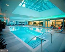 ROSSLYN - Residential