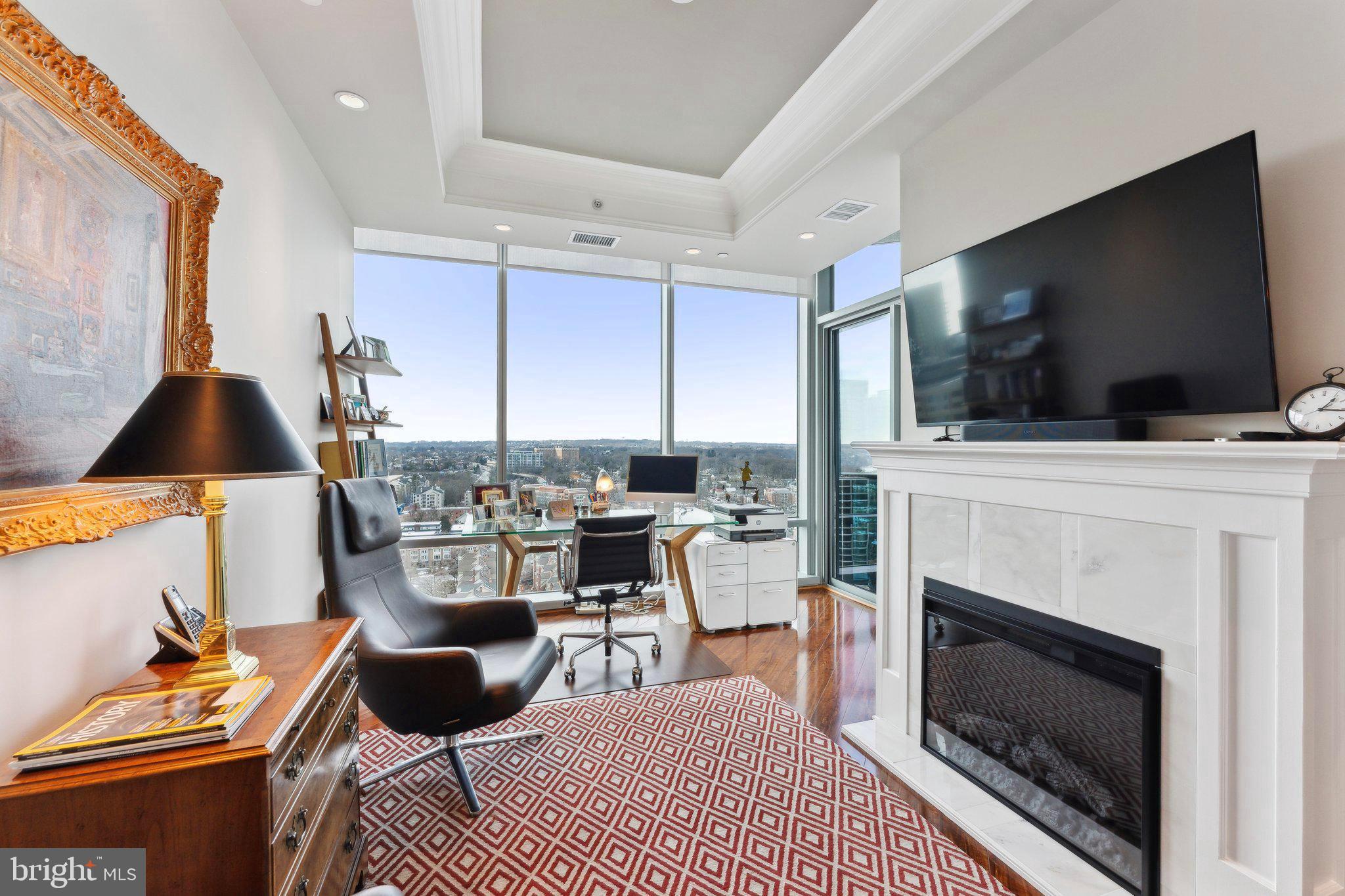 ROSSLYN - Residential