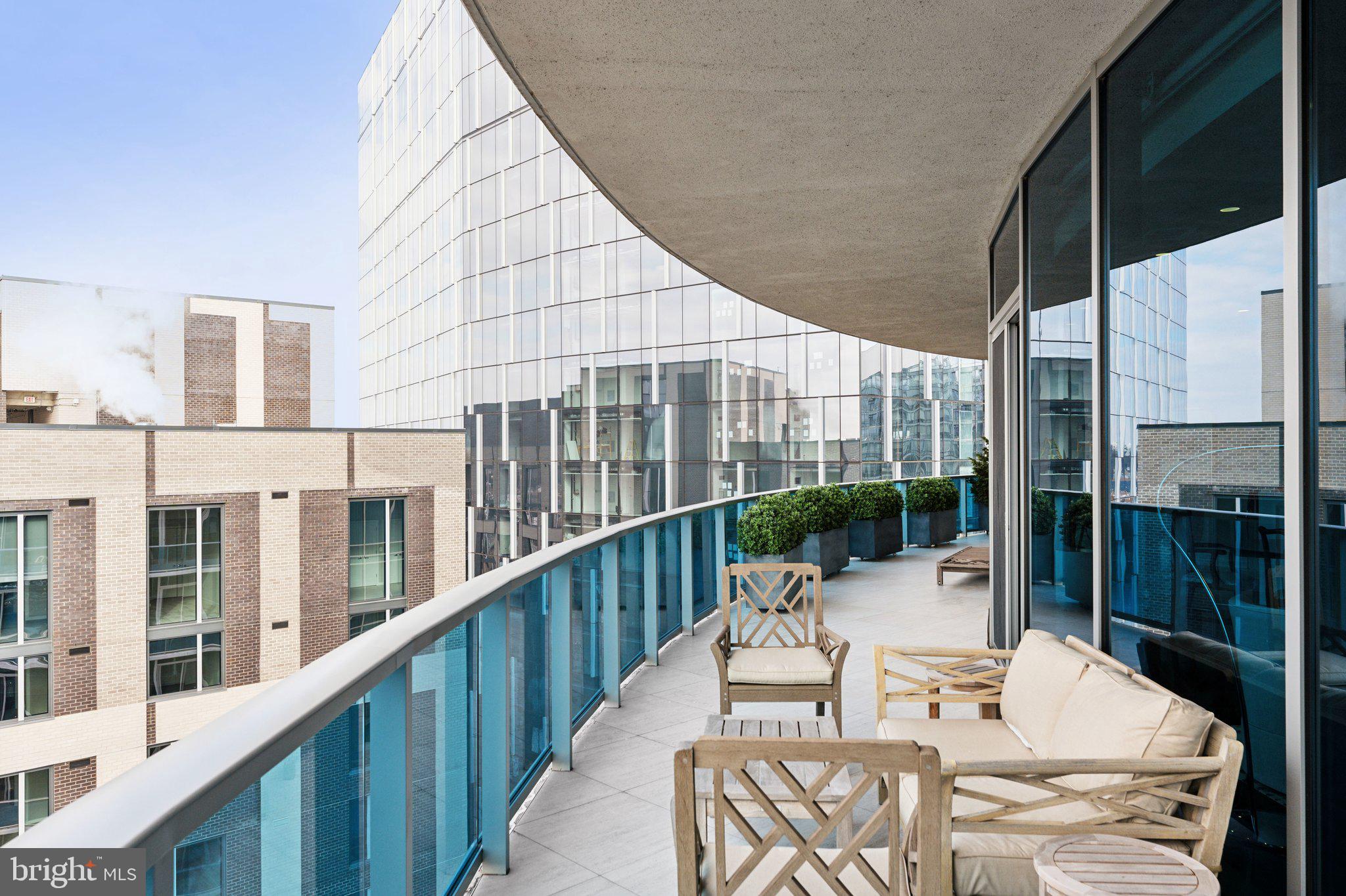 ROSSLYN - Residential