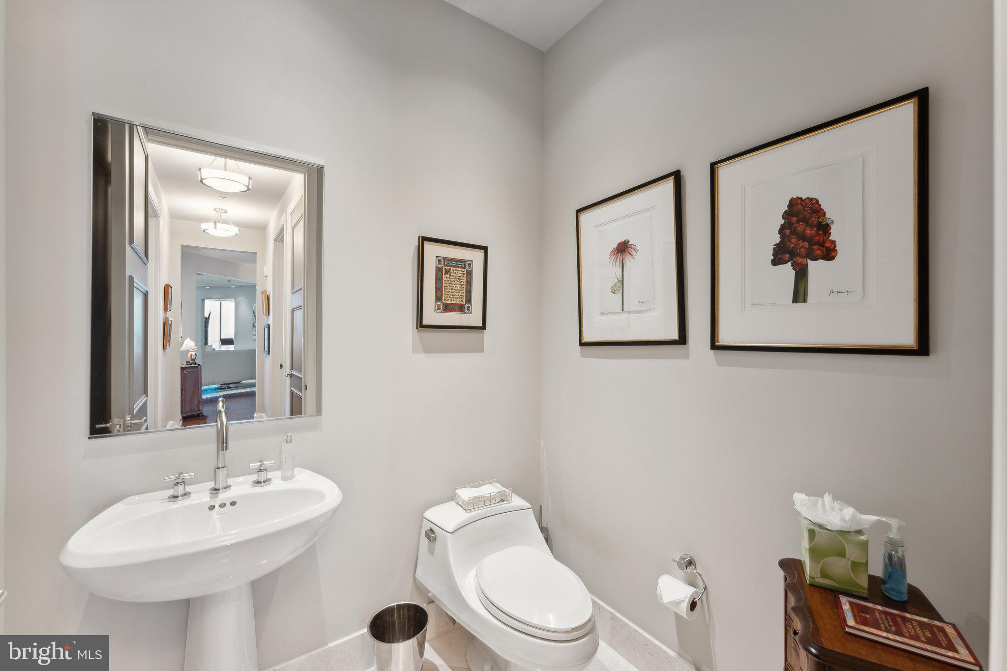 ROSSLYN - Residential