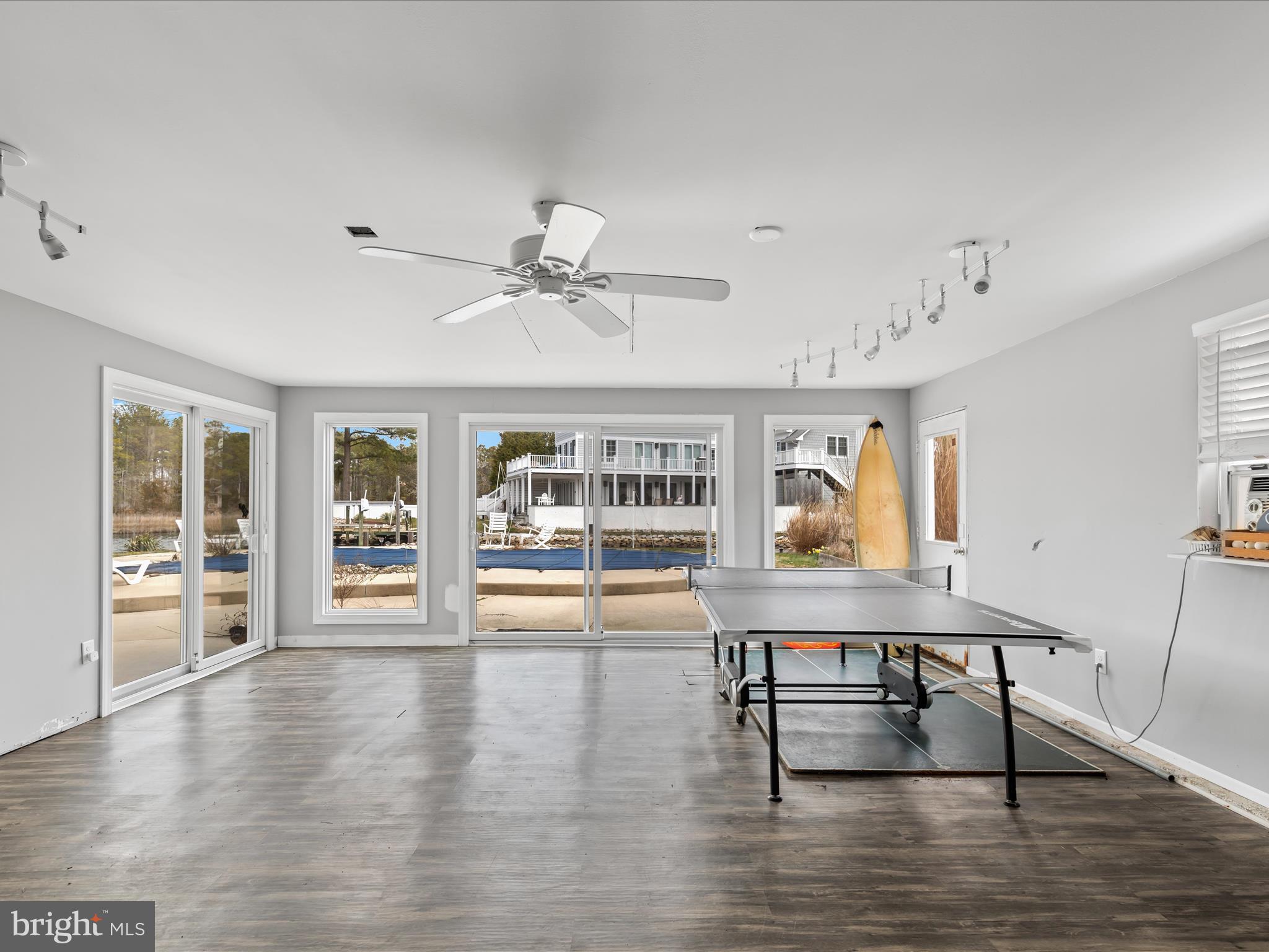 KEEN-WIK - Residential