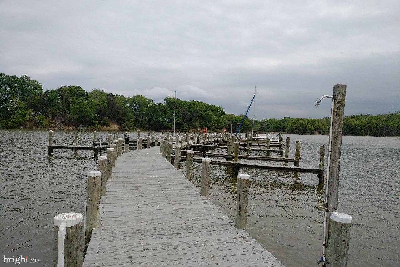 NOMINI CLIFFS - Land