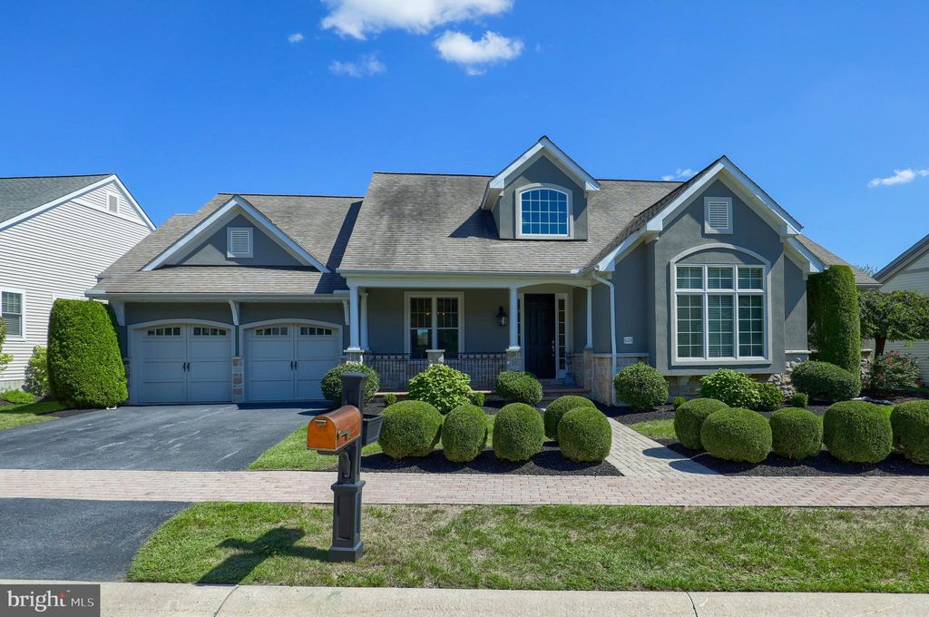 Photo of 628 DORSET ST, LITITZ, PA 17543 (MLS # PALA2040676)