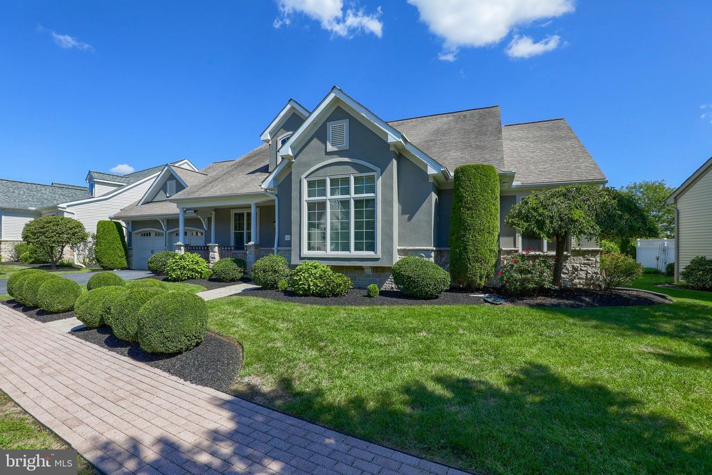 Photo of 628 DORSET ST, LITITZ, PA 17543 (MLS # PALA2040676)