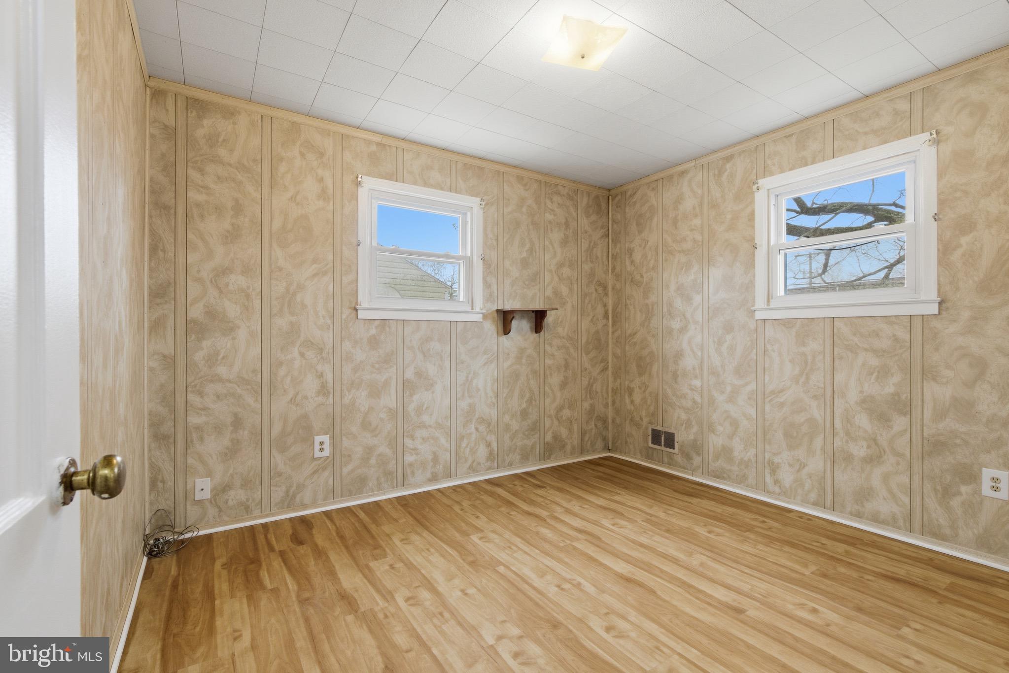 FAIRLAWN - Residential