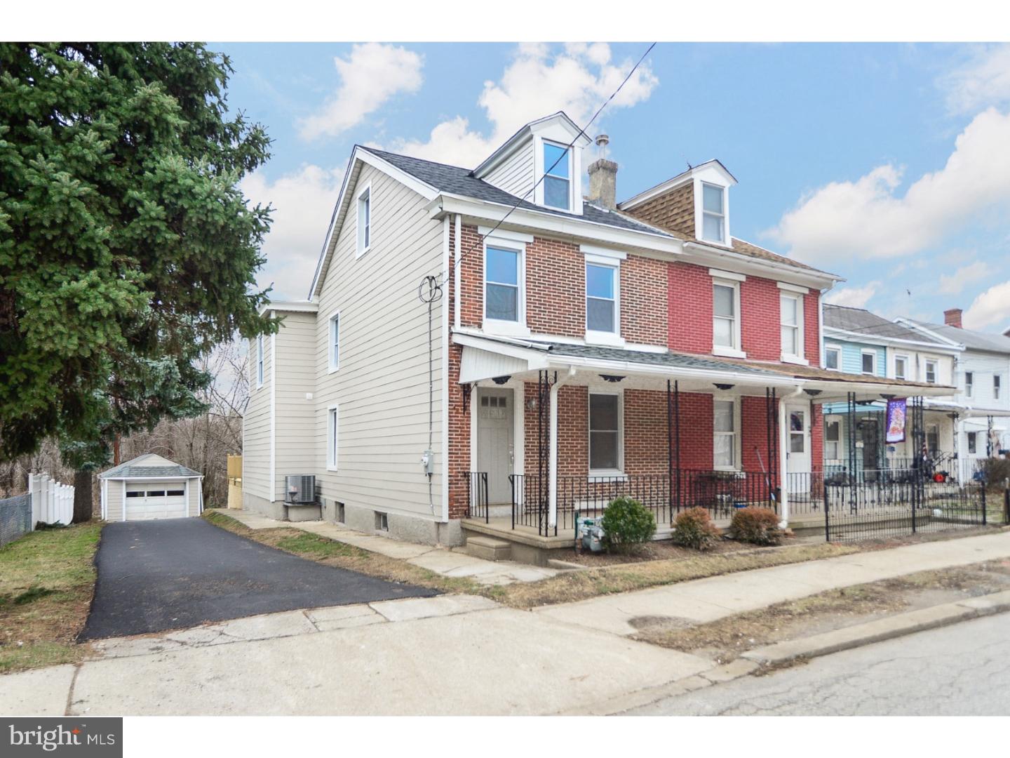 CONSHOHOCKEN - Residential