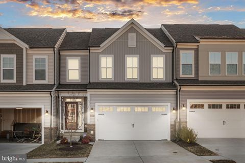 225 SMOKEBUSH DRIVE STAFFORD VA 22554