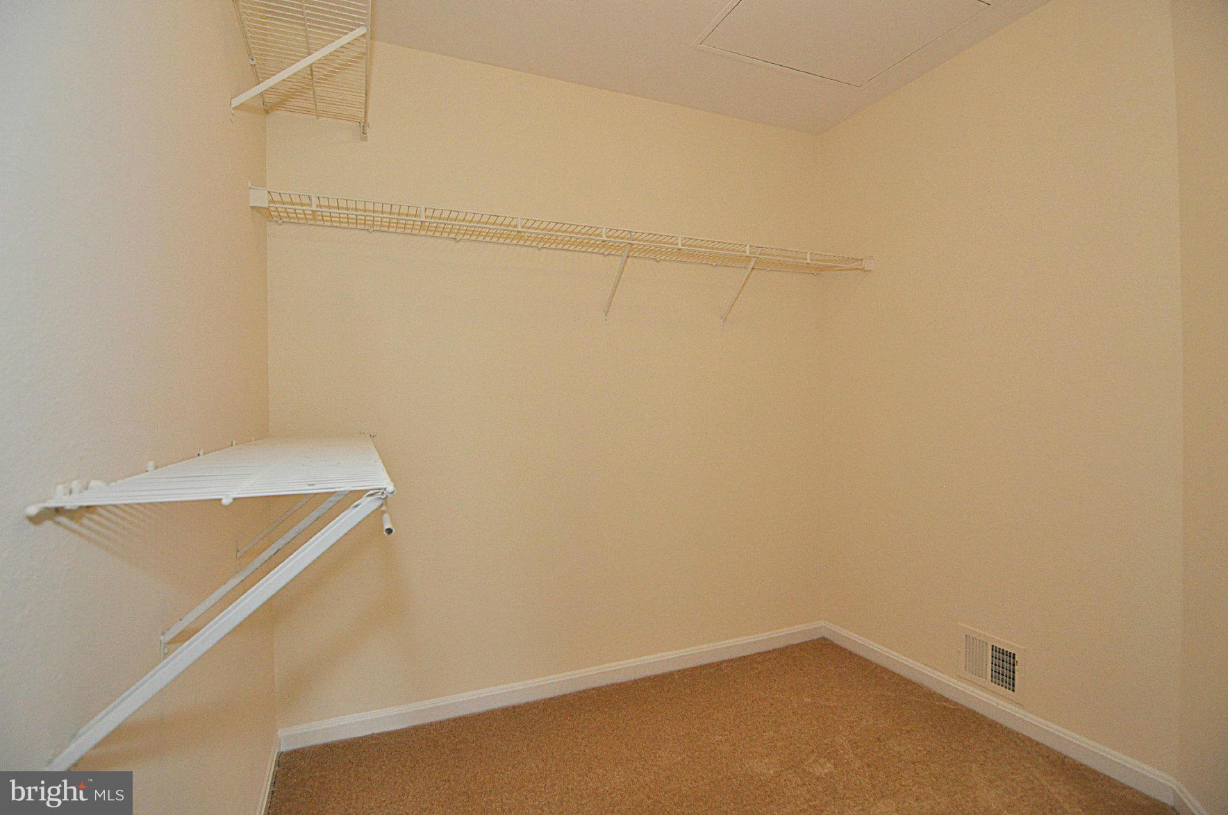 GATES OF FAIR LAKES - Residential Lease