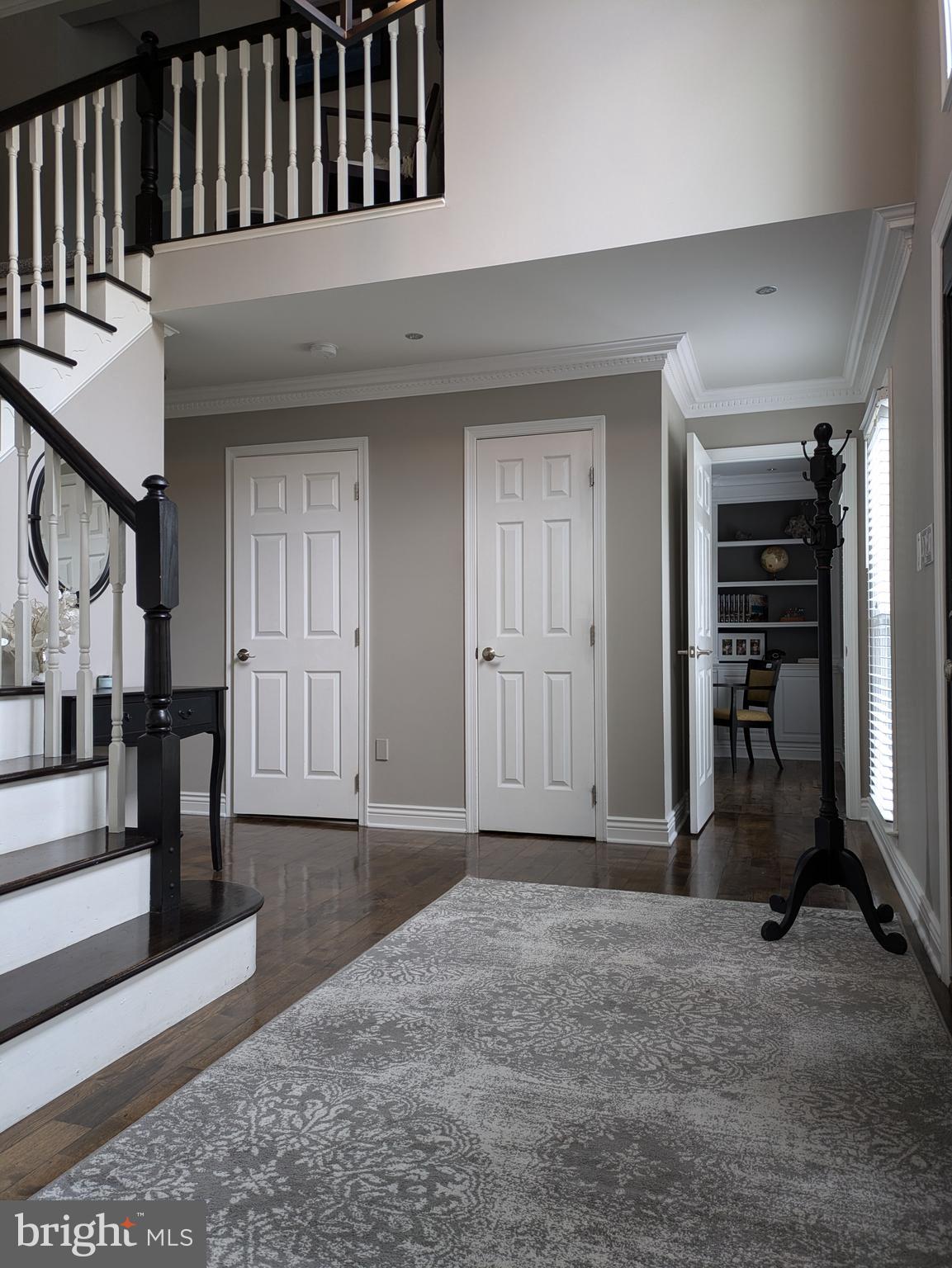 7514 LAKE GLEN DRIVE