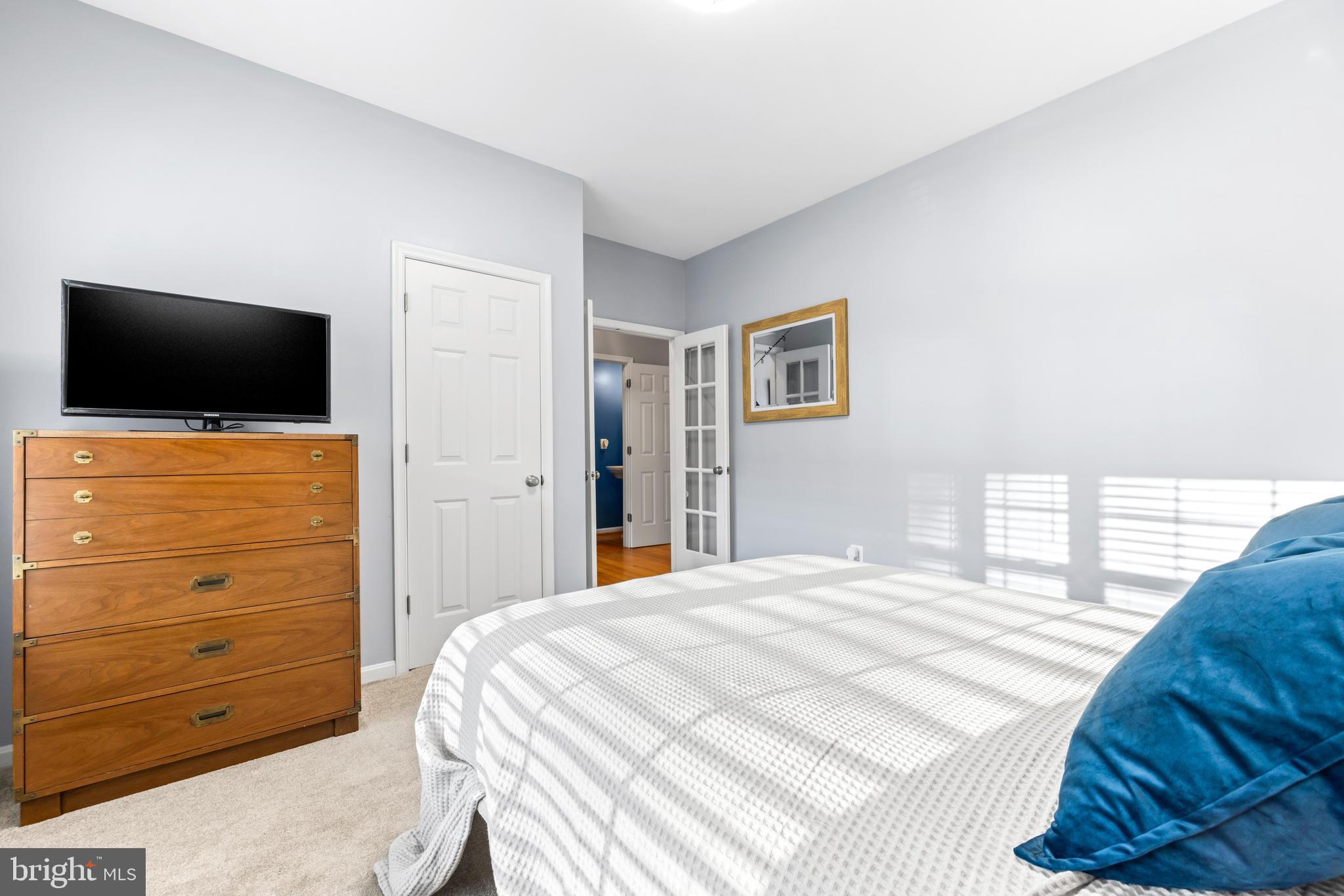 CLAYBORNE WOODS - Residential