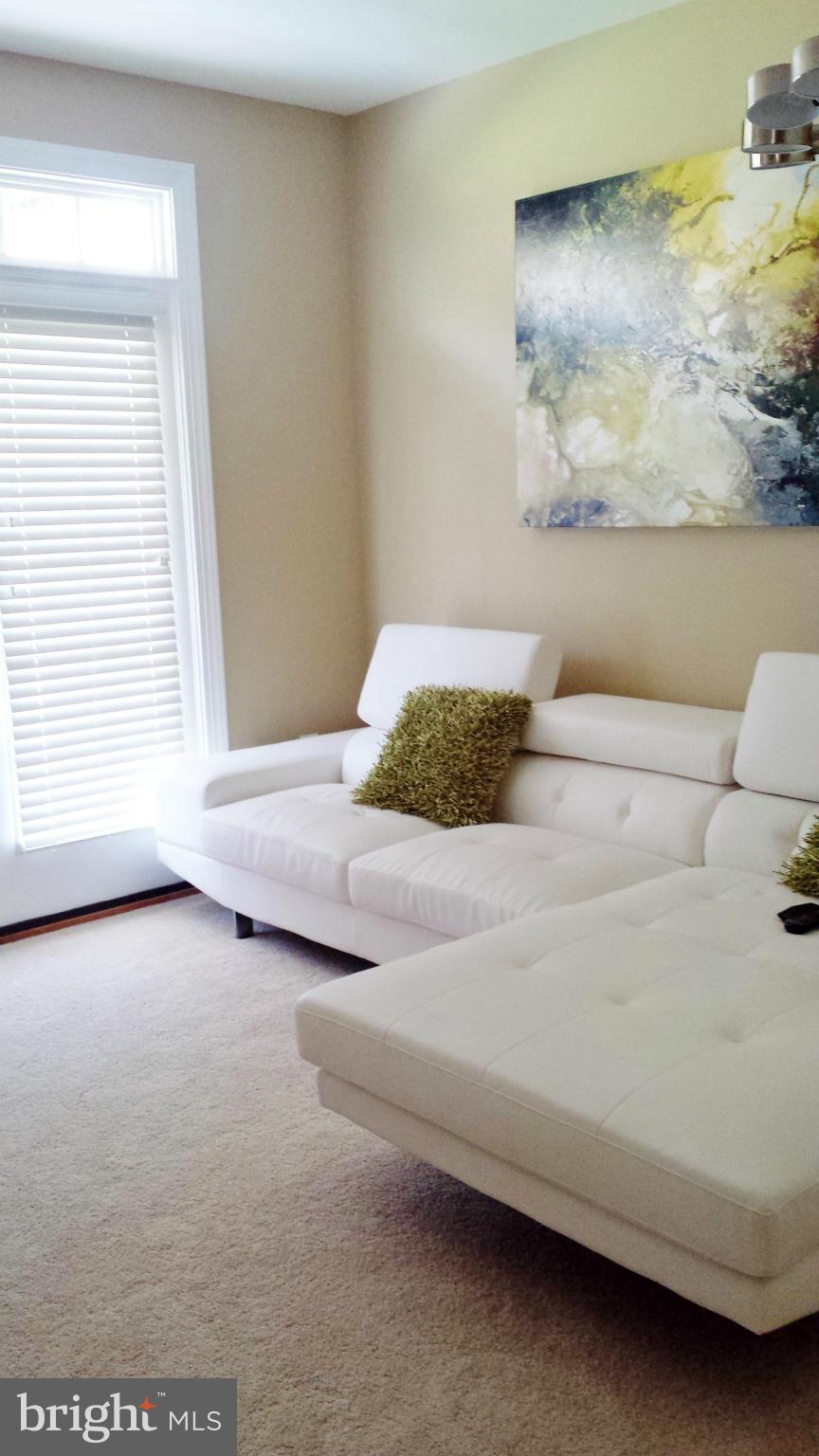 VILLAGES OF POTOMAC AT INDIAN HEAD - Residential Lease