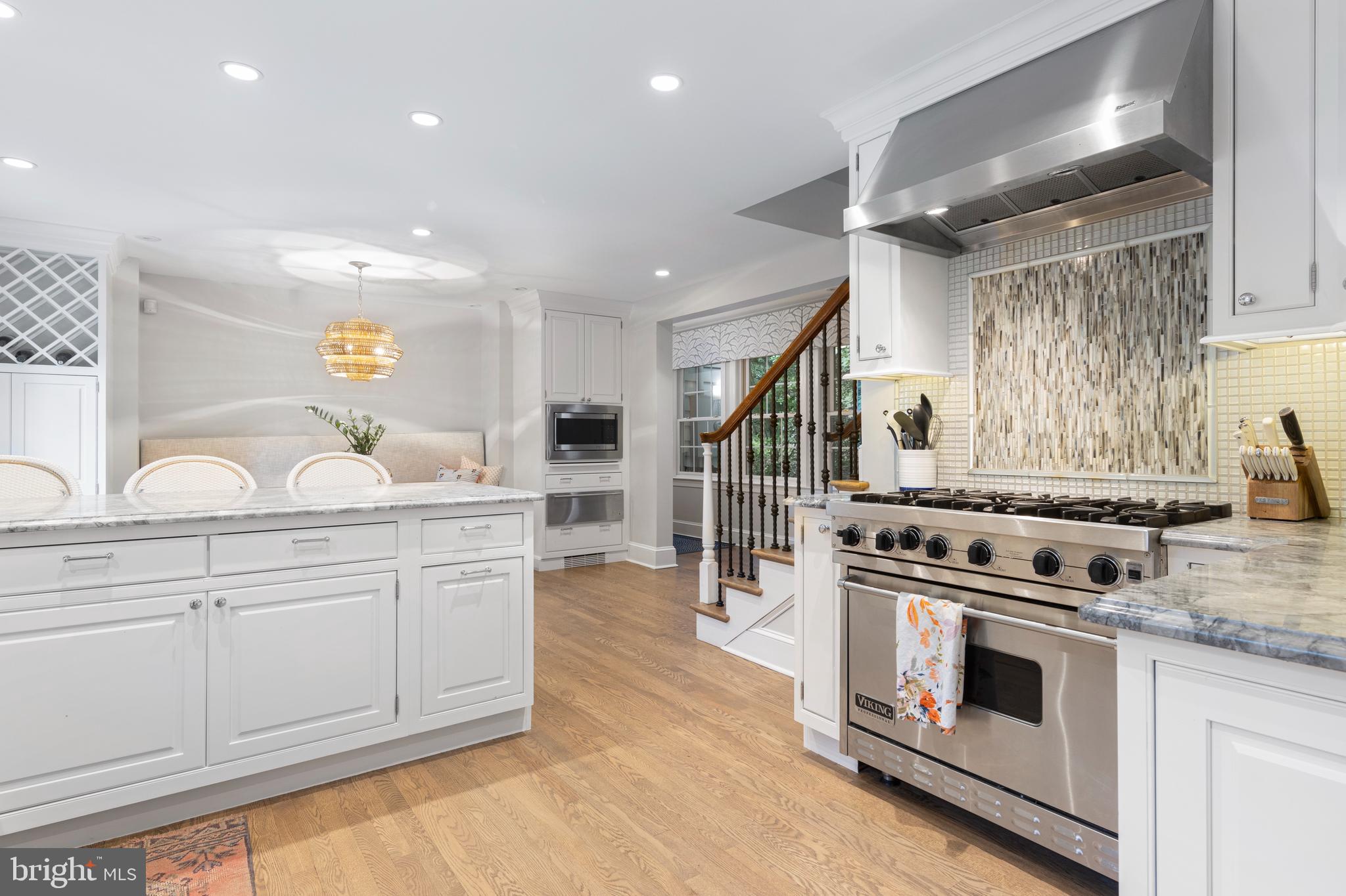 STRAFFORD VILLAGE - Residential