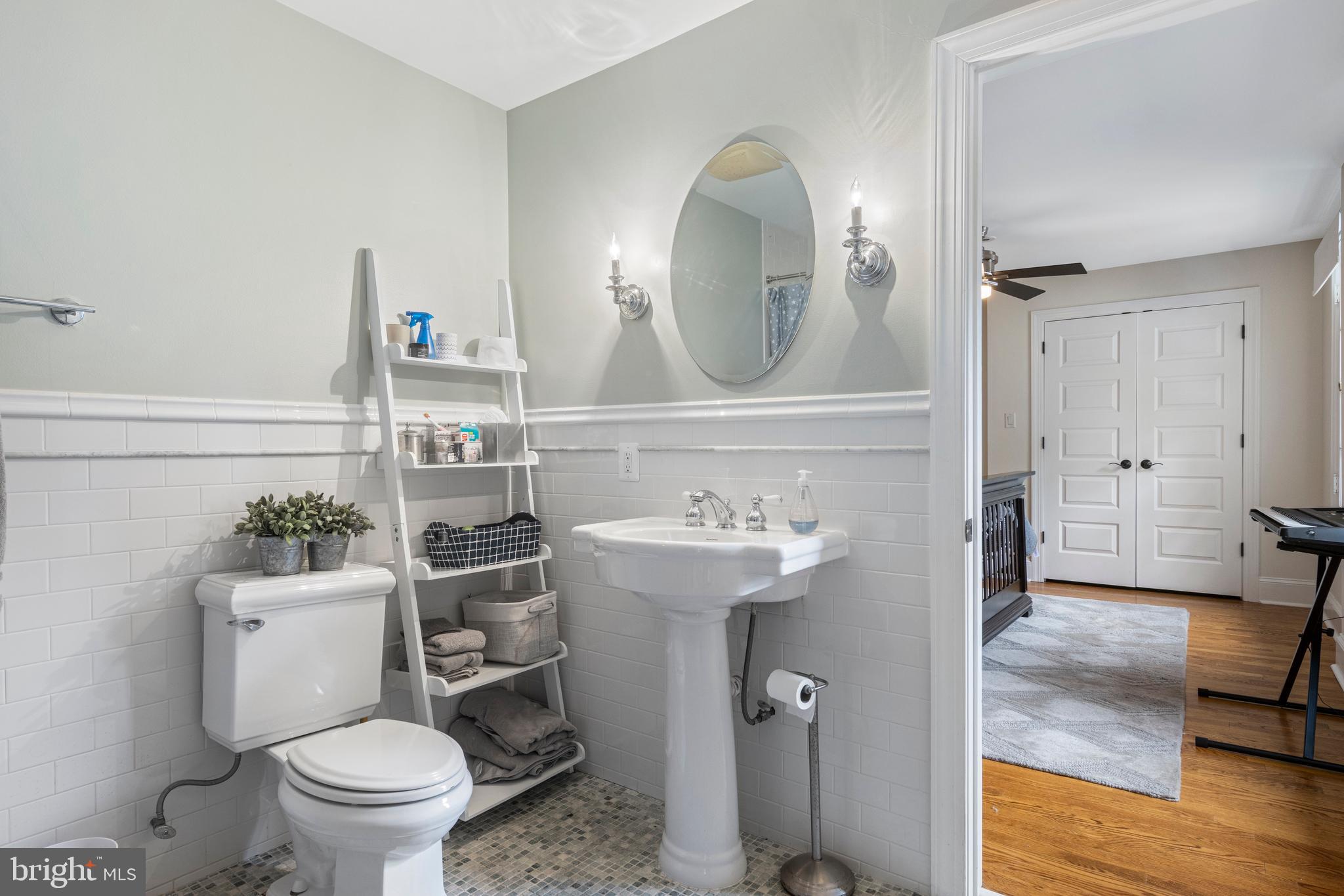 STRAFFORD VILLAGE - Residential