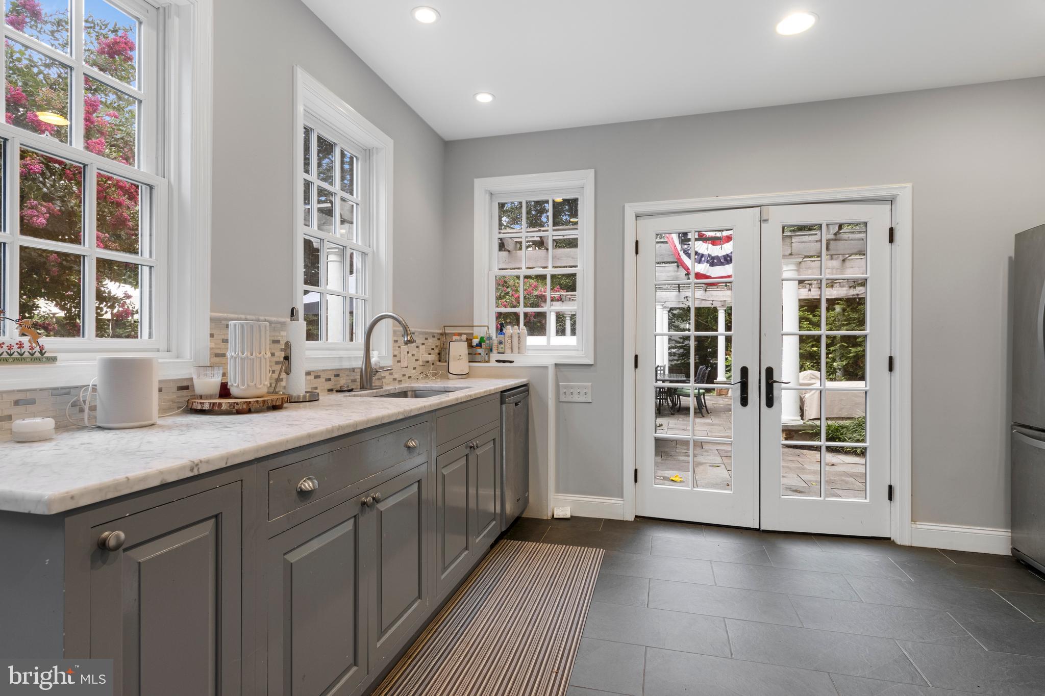 STRAFFORD VILLAGE - Residential