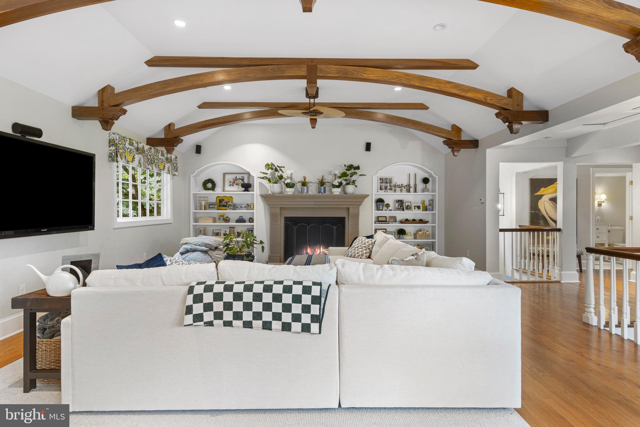 STRAFFORD VILLAGE - Residential