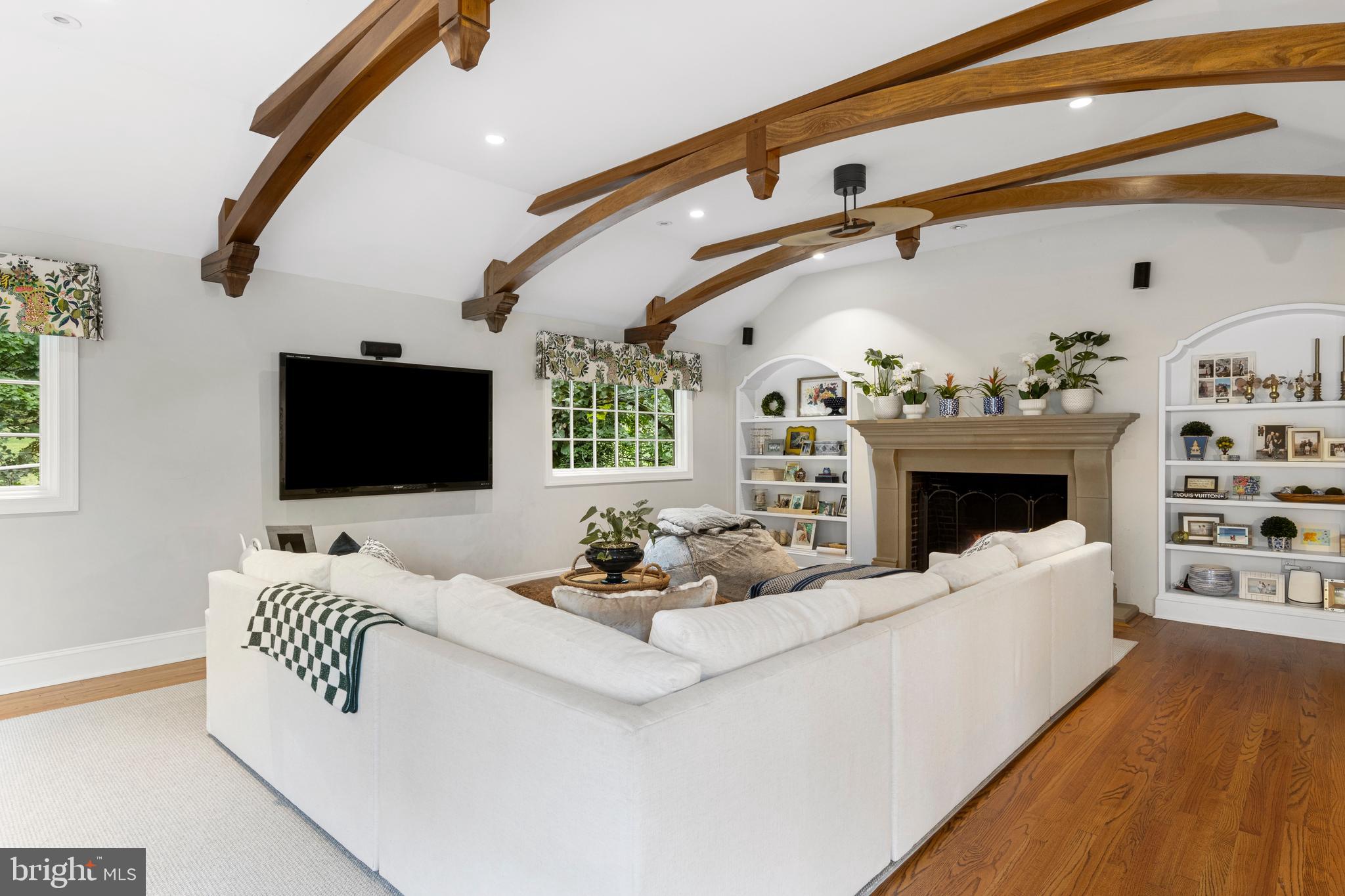 STRAFFORD VILLAGE - Residential