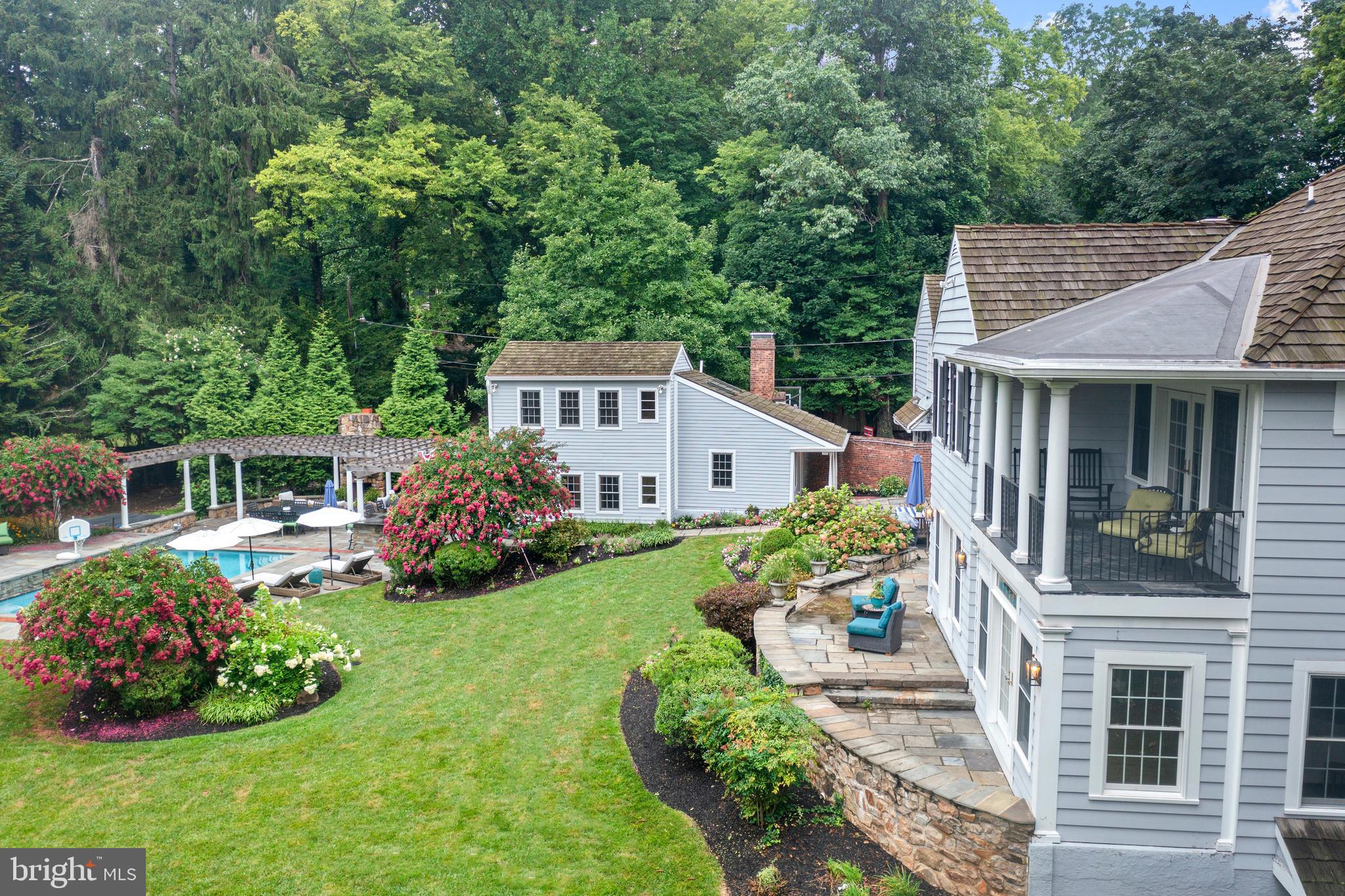 STRAFFORD VILLAGE - Residential