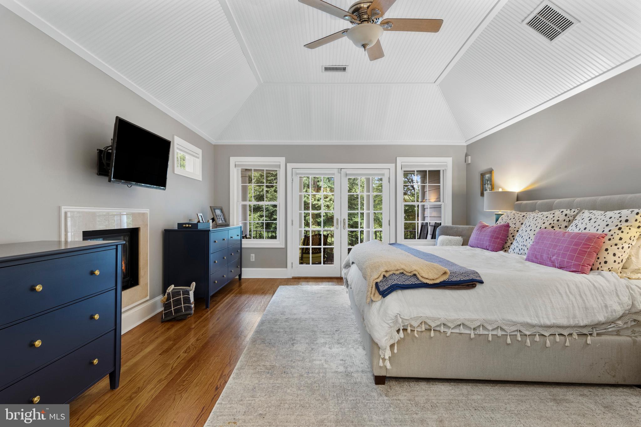 STRAFFORD VILLAGE - Residential