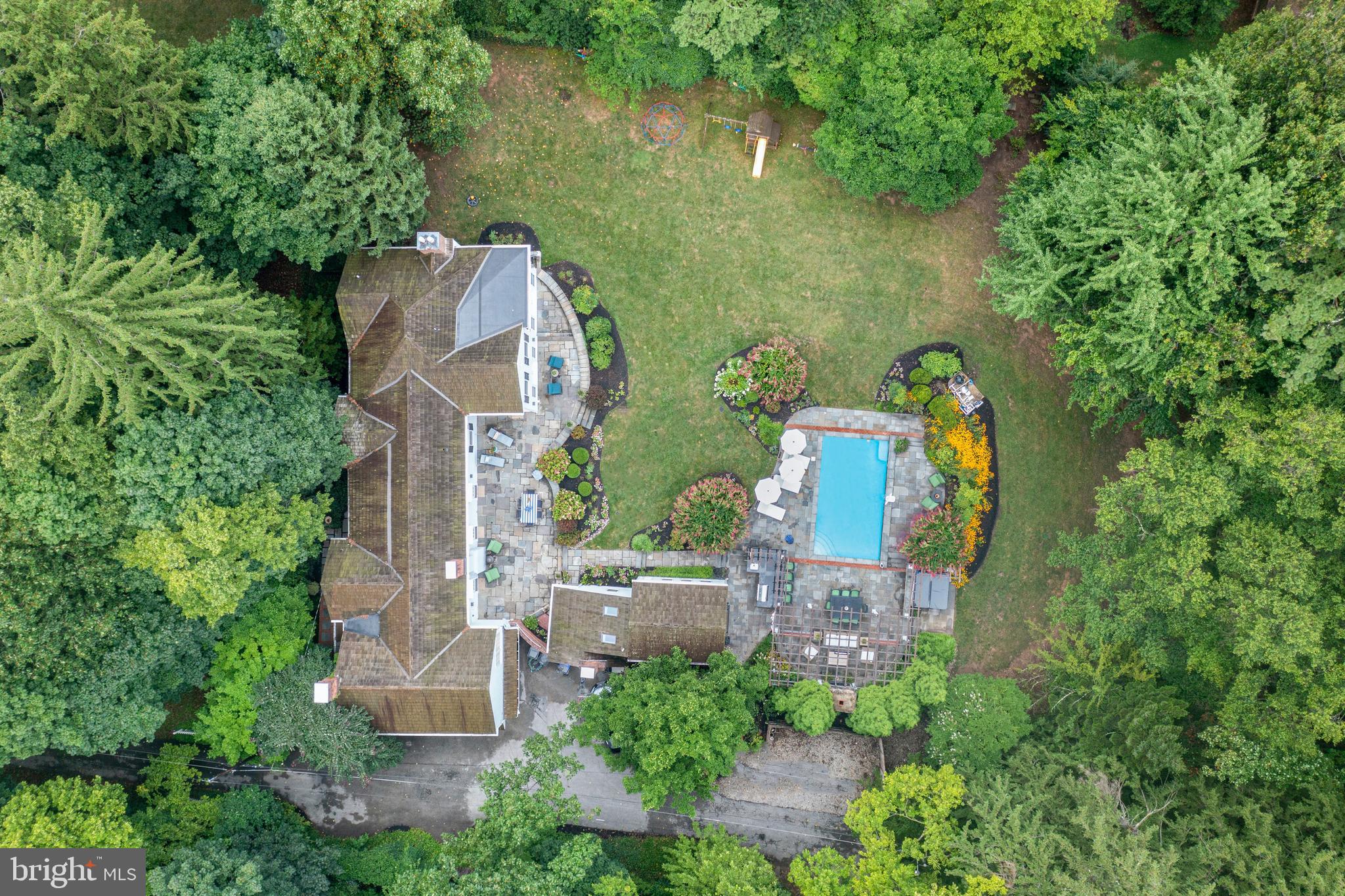 STRAFFORD VILLAGE - Residential