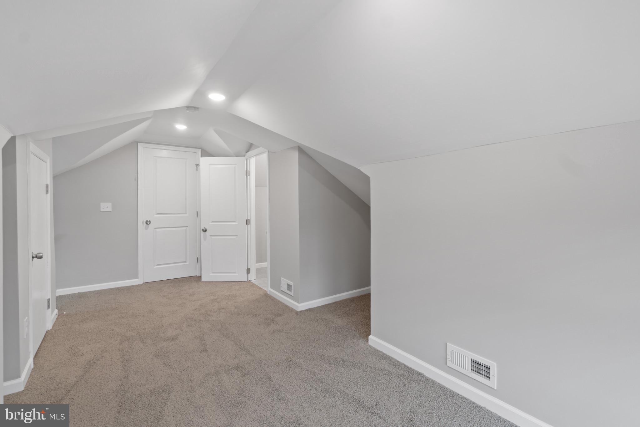 FOREST PARK - Residential