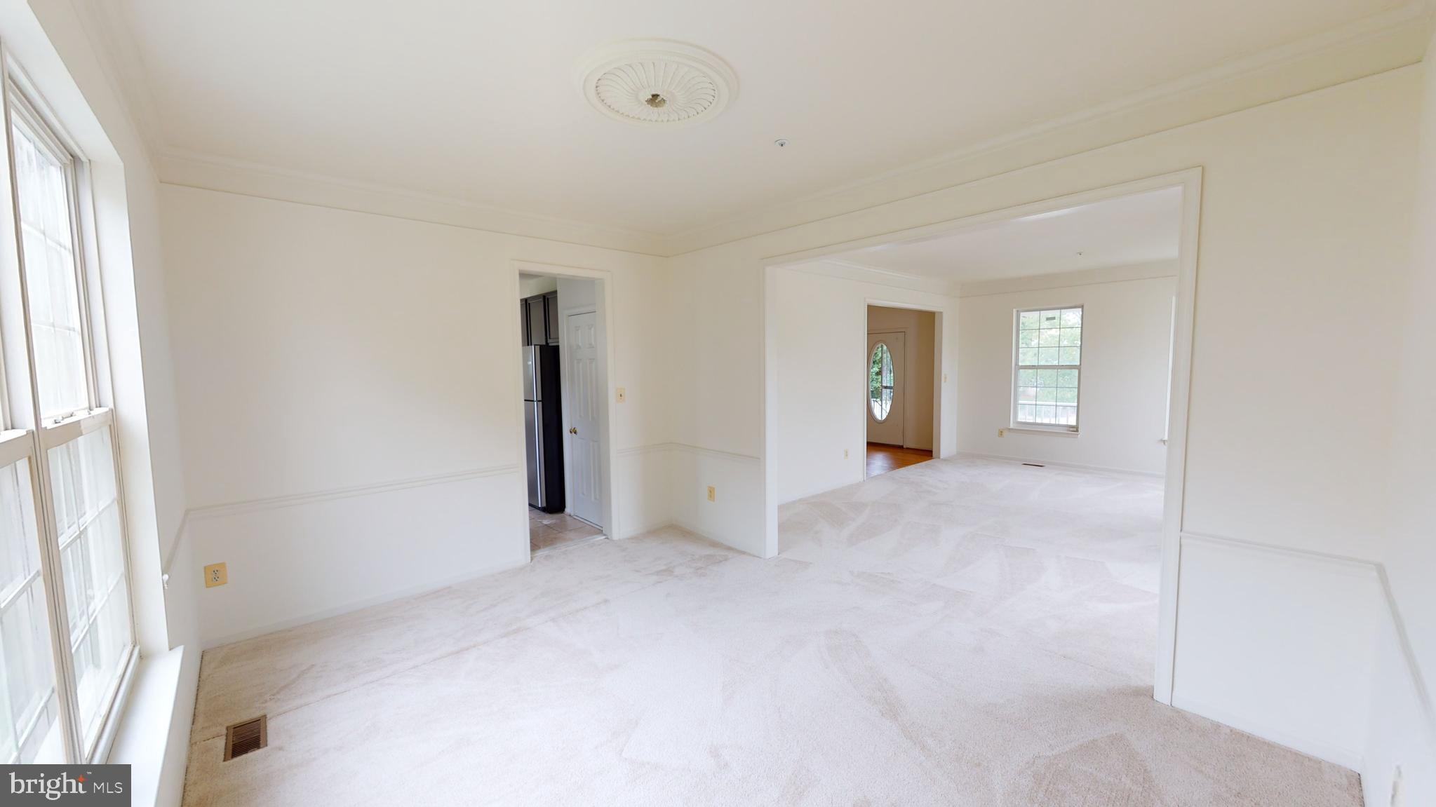 LARGO WOODS - Residential