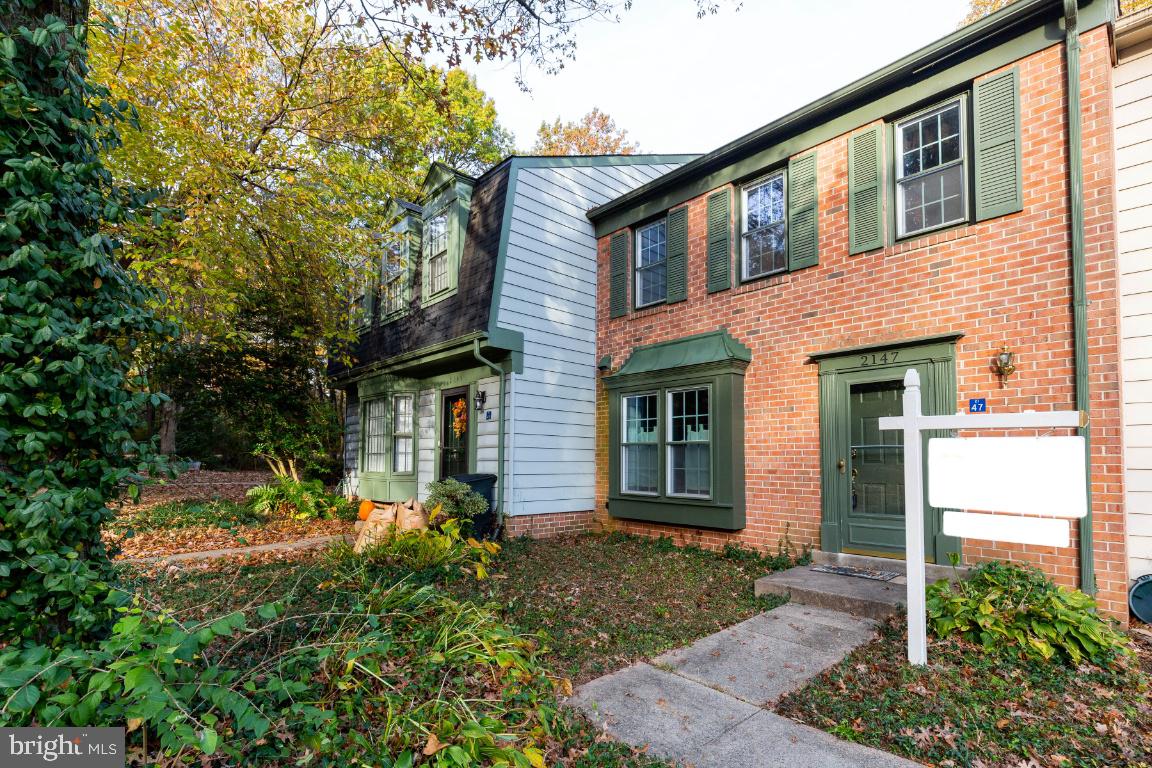 RESTON - Residential