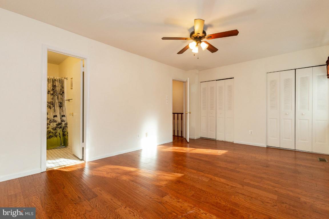 RESTON - Residential