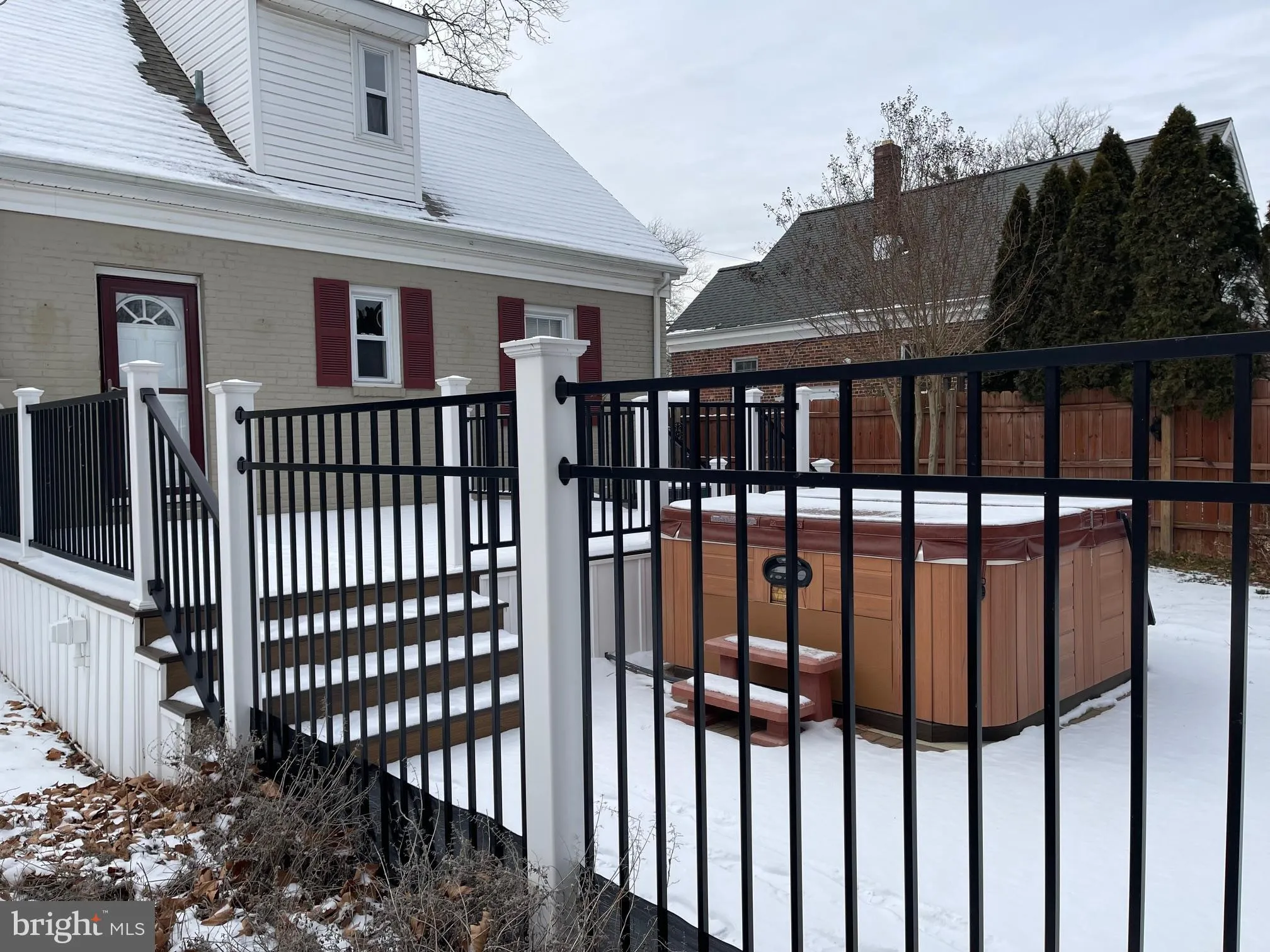 Pennsville, New Jersey 08070, United States, 4 Bedrooms Bedrooms, ,2 BathroomsBathrooms,Residential,Pending,15694