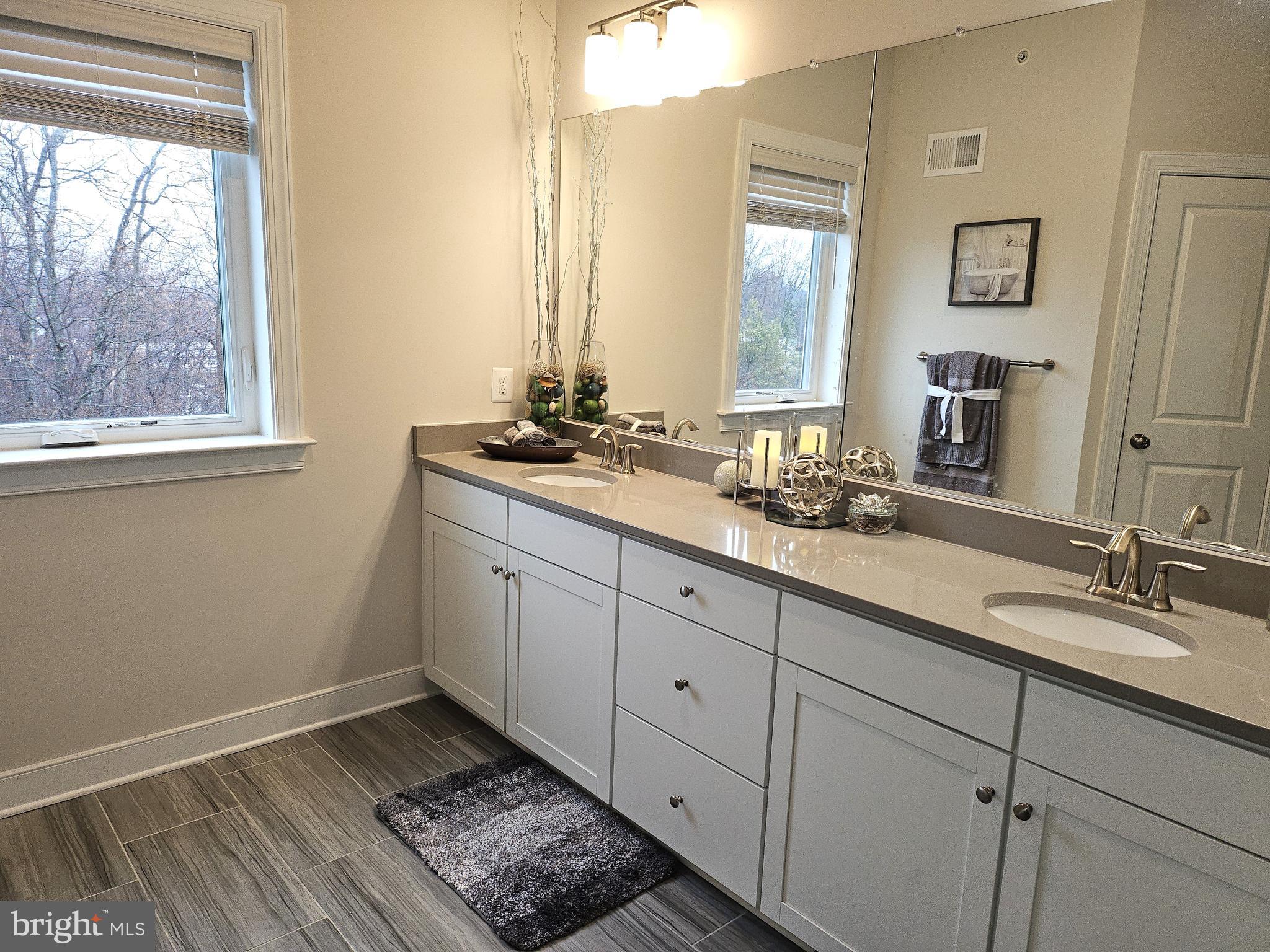 RIPPON LANDING - Residential