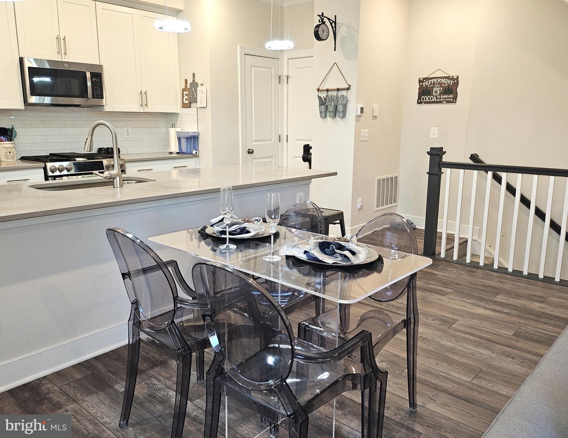 RIPPON LANDING - Residential