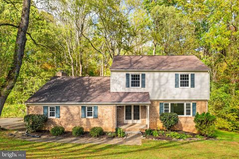 10536 KNOLLWOOD DRIVE MANASSAS VA 20111