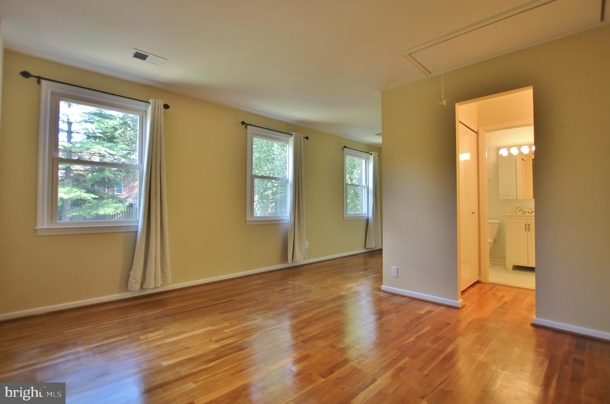 LAKE BRADDOCK - Residential Lease