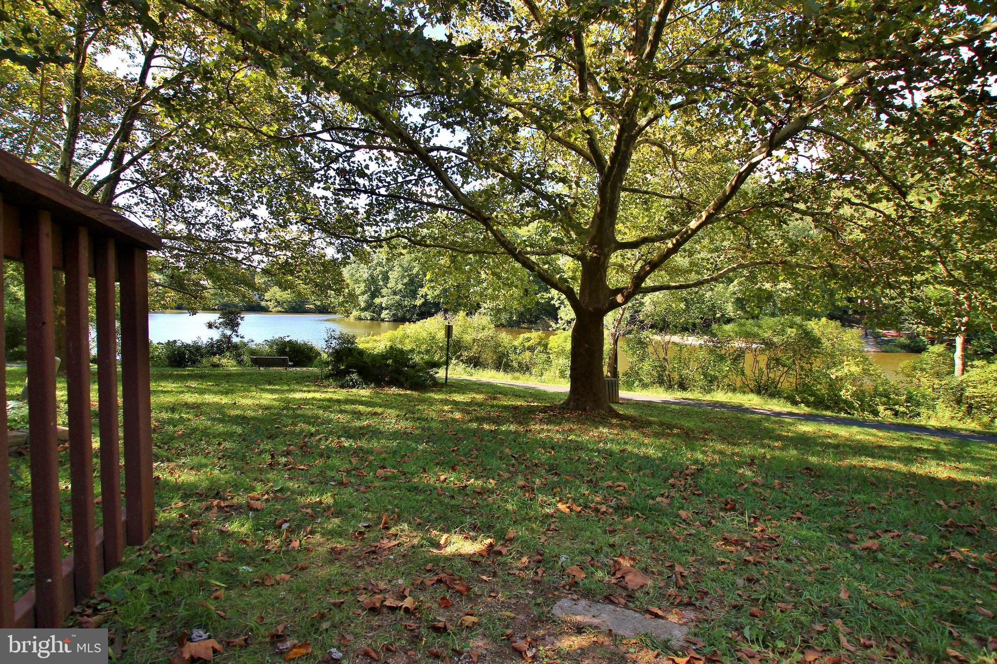 LAKE BRADDOCK - Residential Lease