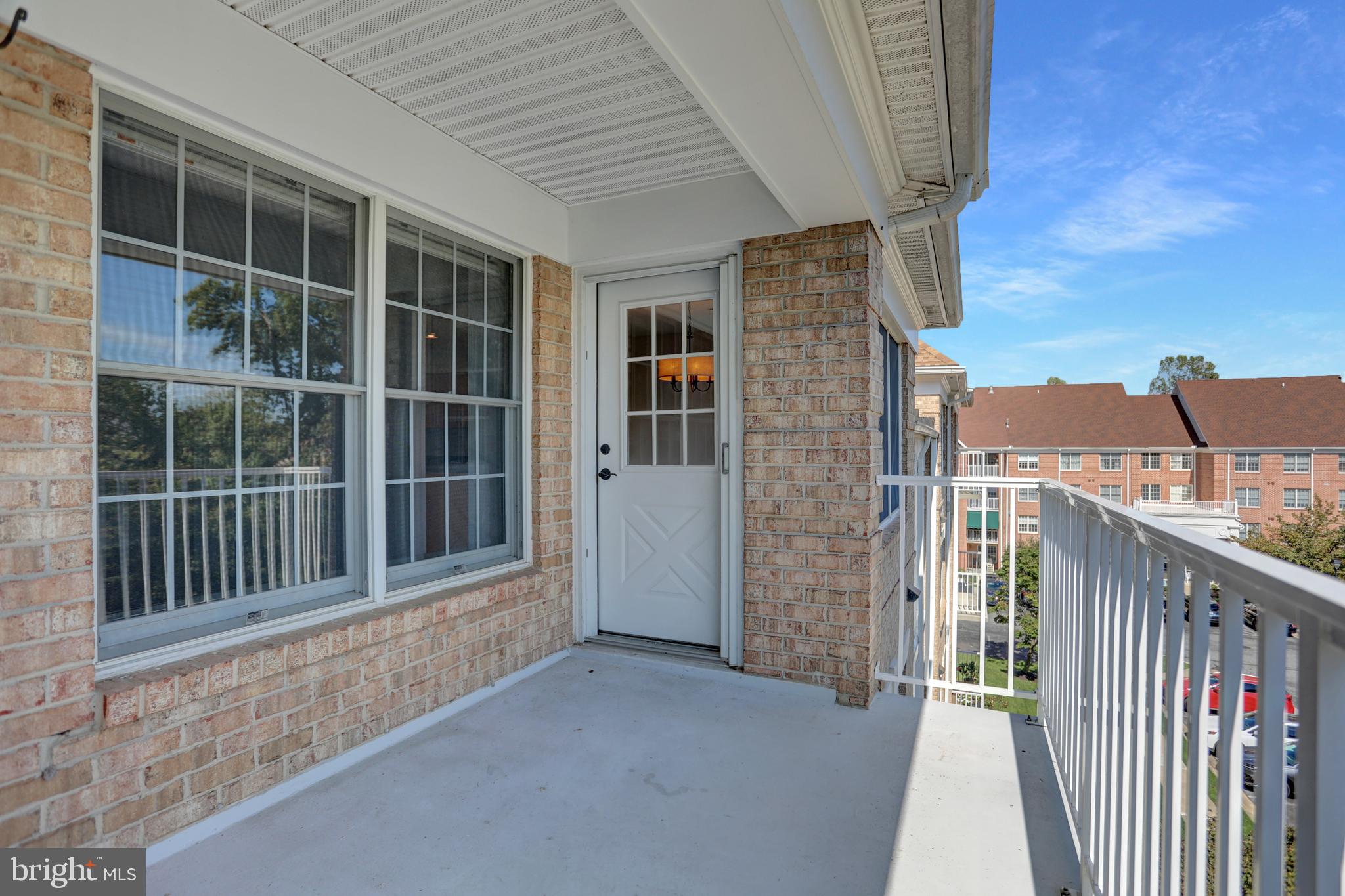 STRAFFAN CONDOS - Residential