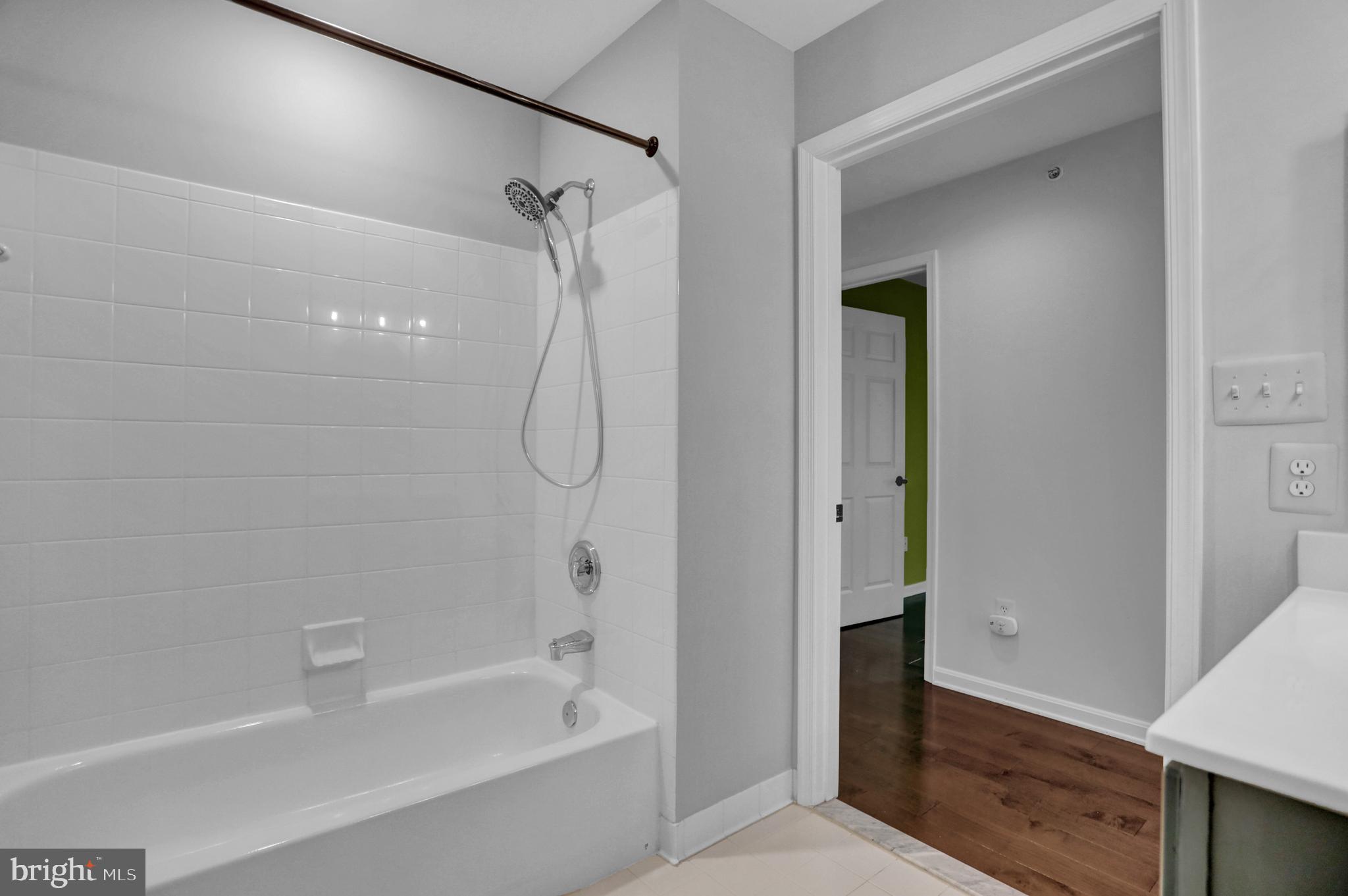 STRAFFAN CONDOS - Residential