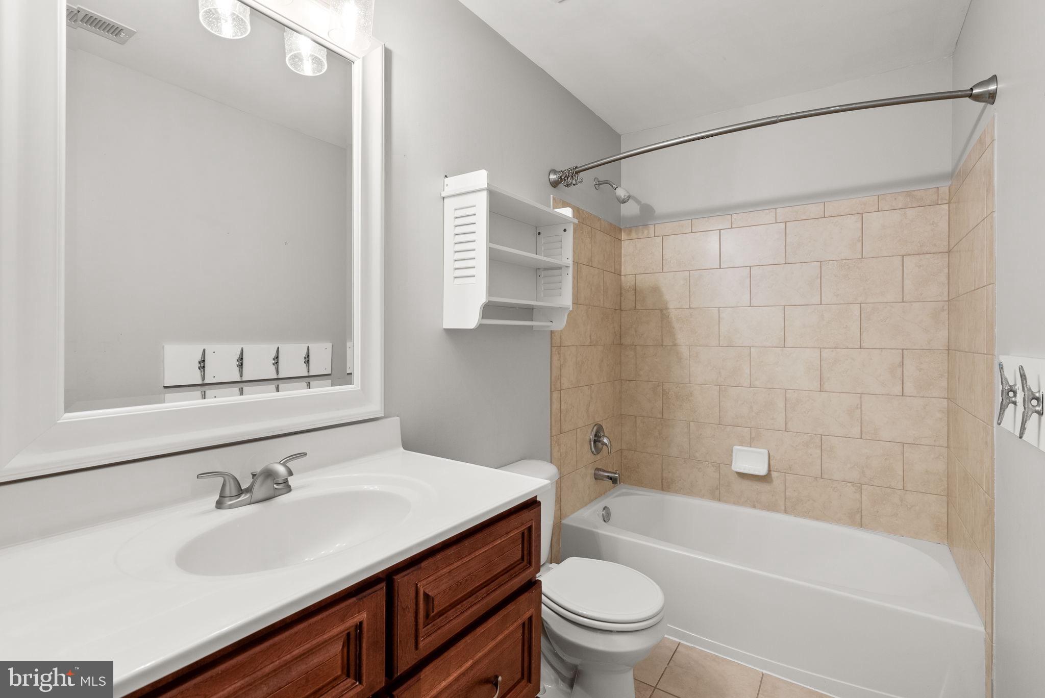 SYLVAN WOODS - Residential