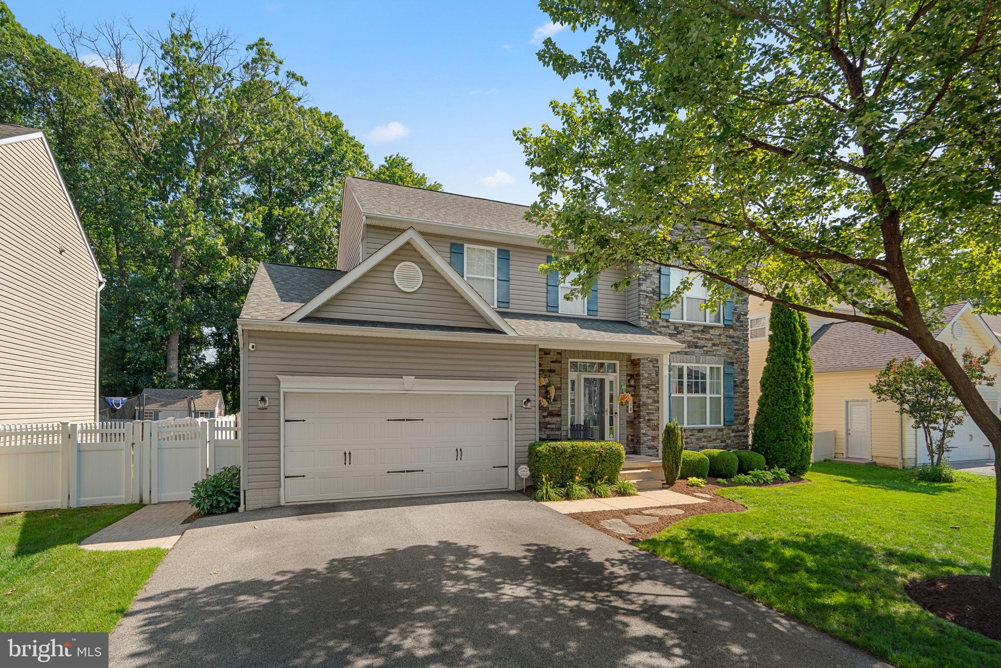 SYLVAN WOODS - Residential