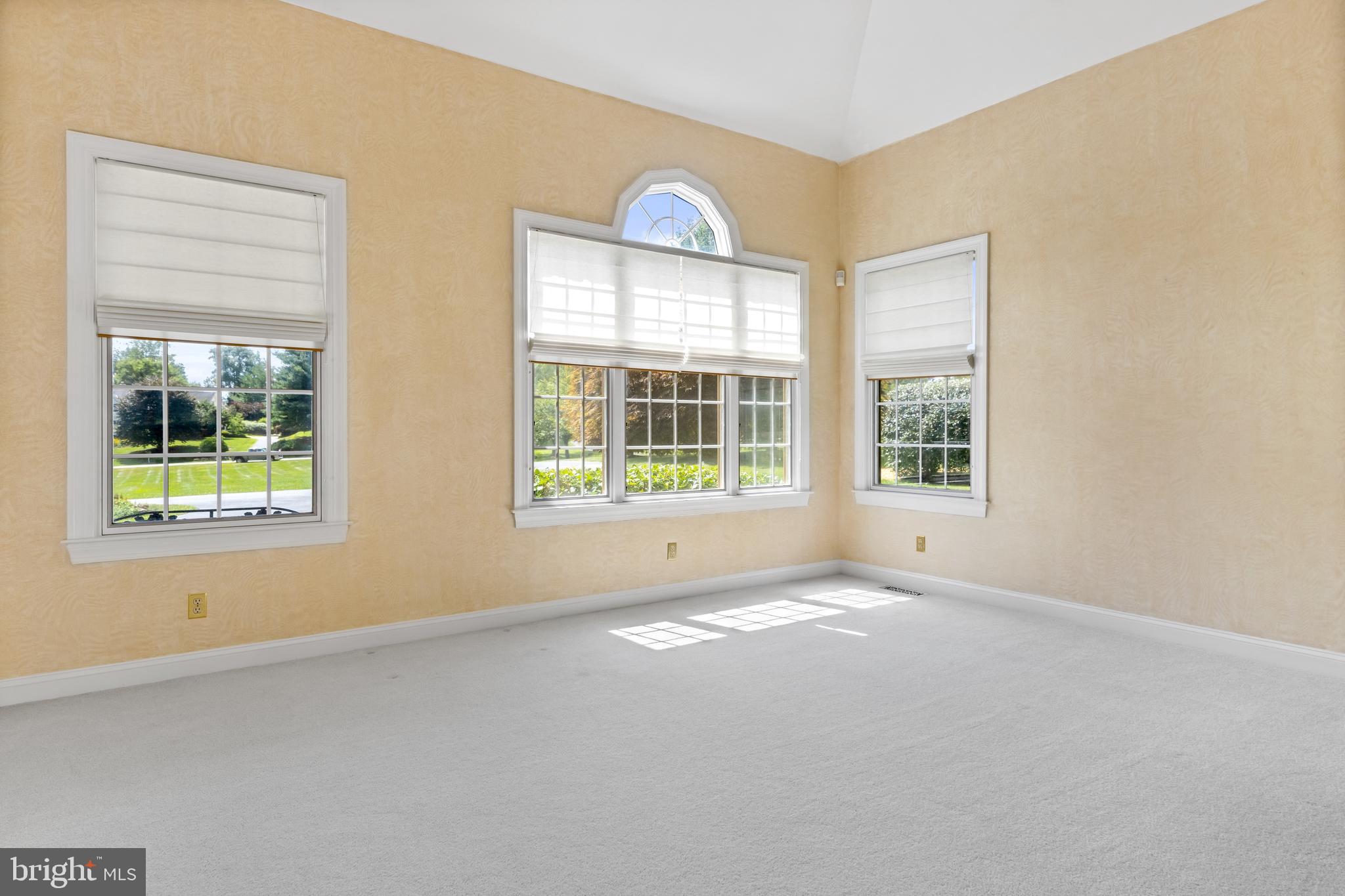 ROYALWOOD ESTATES - Residential