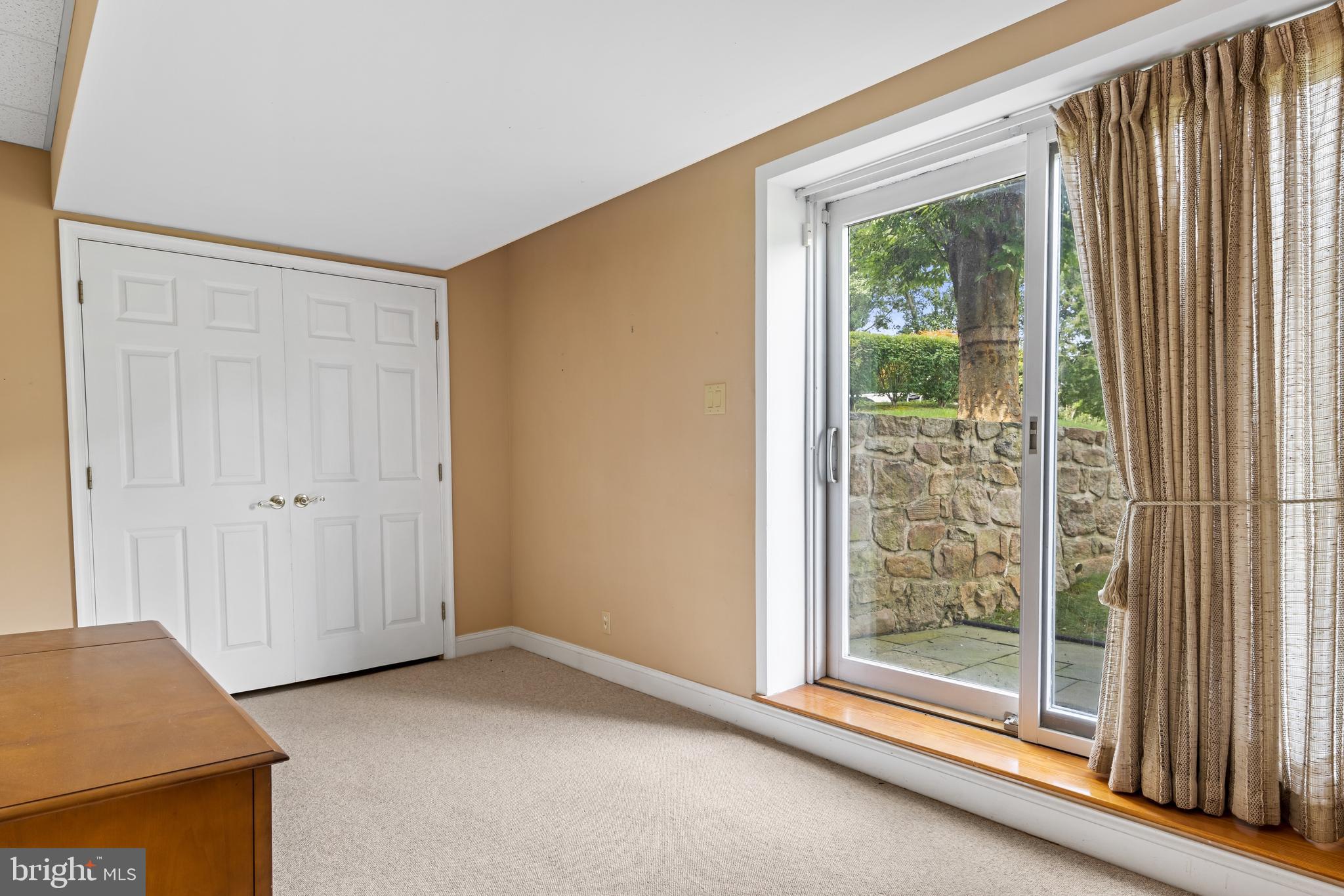 ROYALWOOD ESTATES - Residential