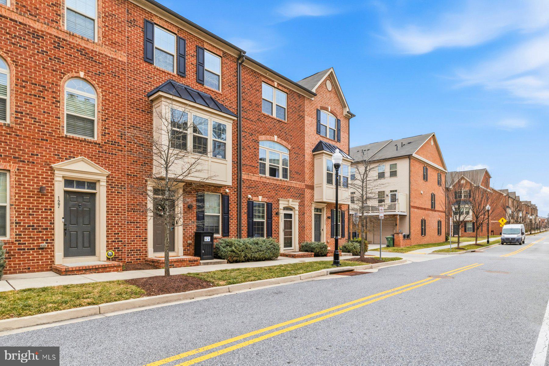 OLDHAM CROSSING - Residential