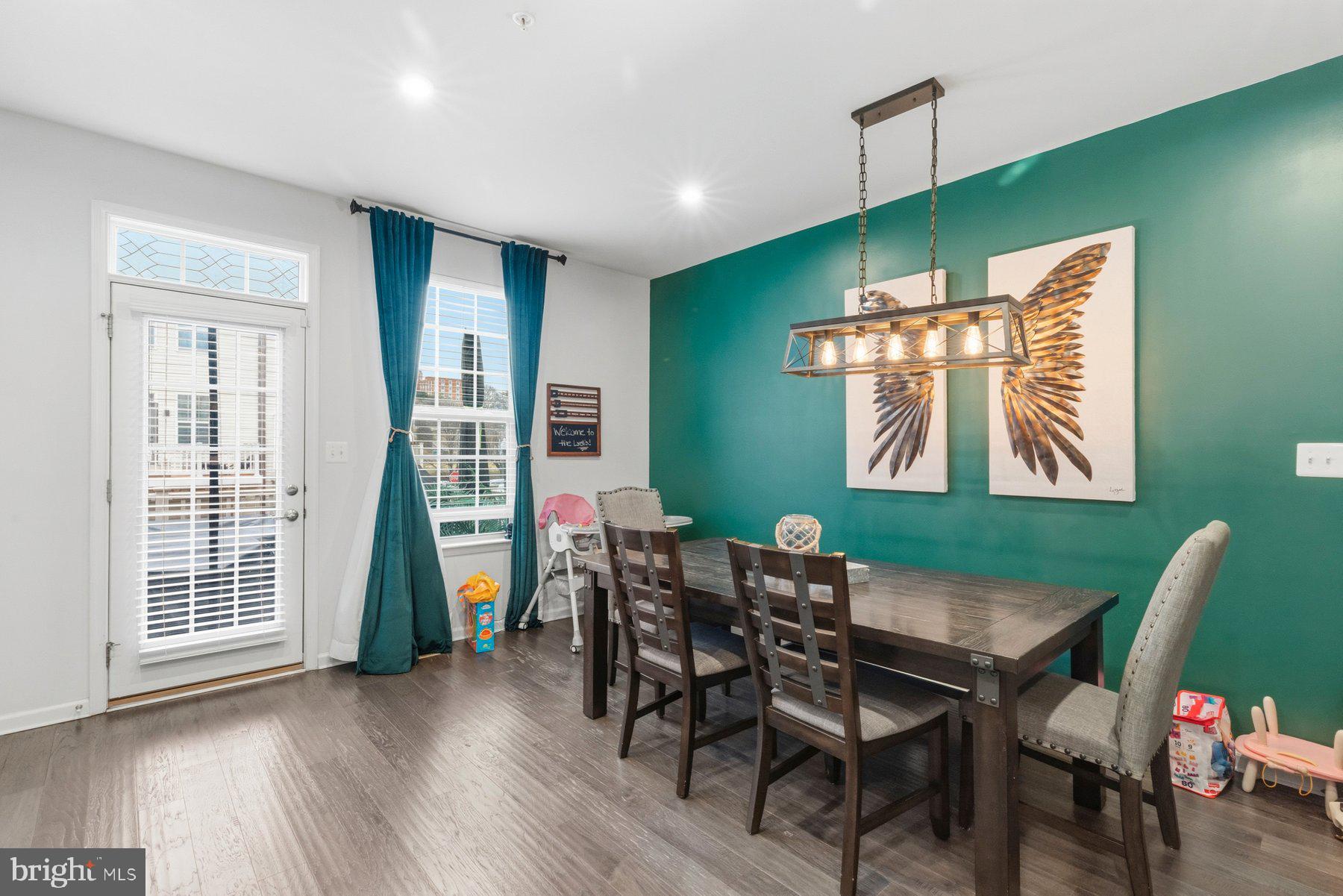 OLDHAM CROSSING - Residential