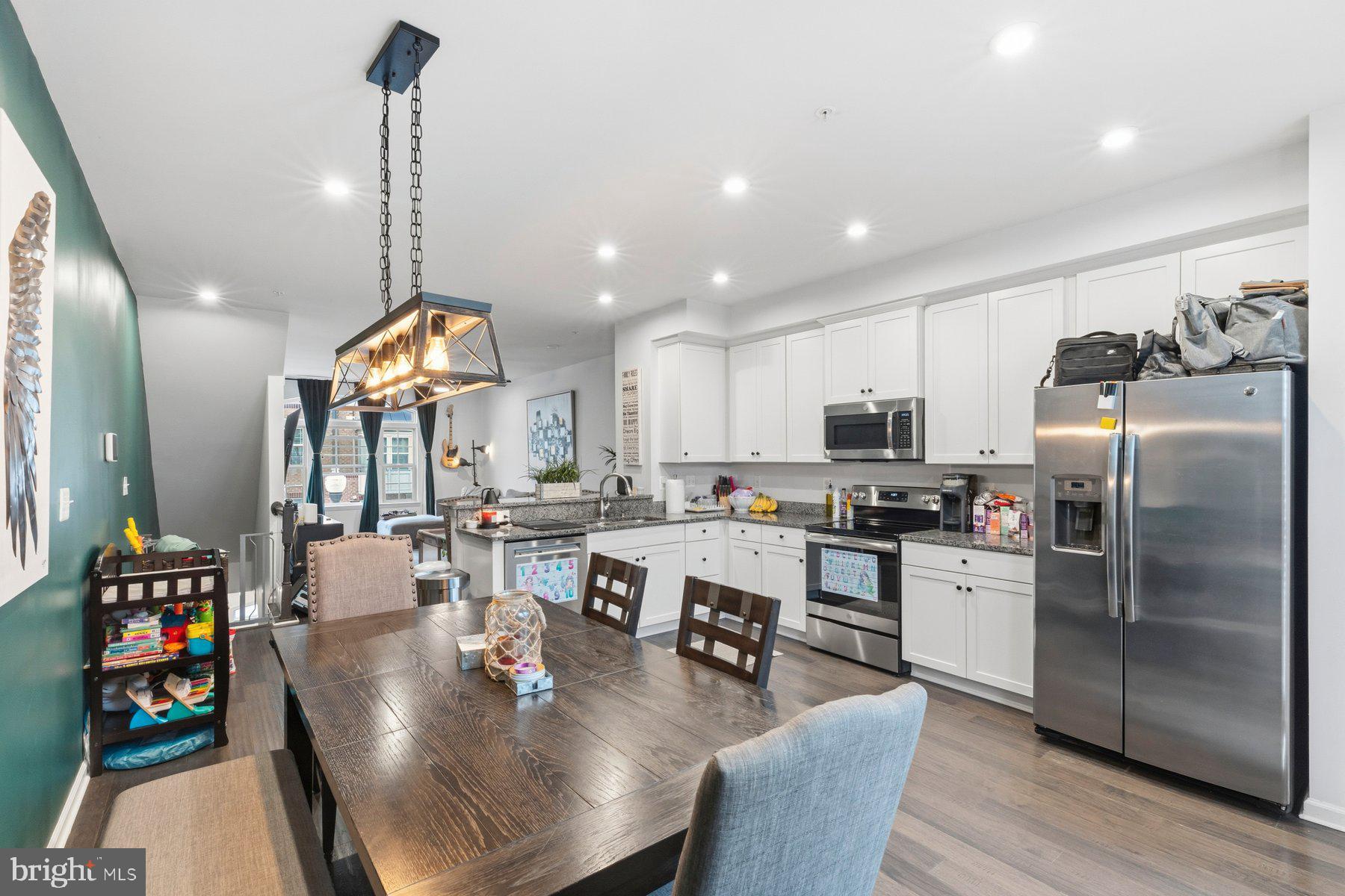 OLDHAM CROSSING - Residential