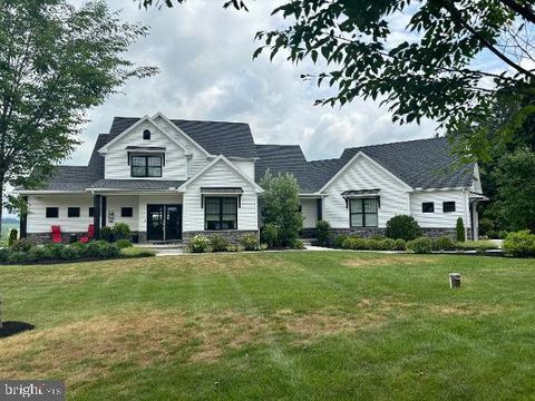 Homes For Sale - 110 Ridge Road<br/> YORK SPRINGS, PA 17372