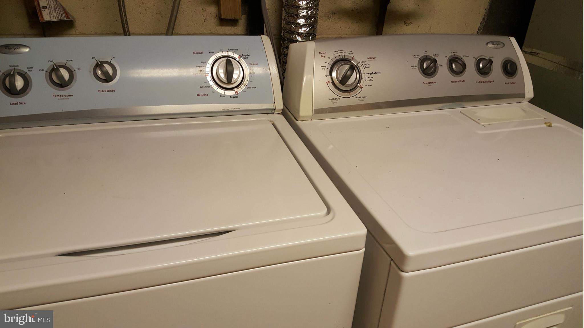 WOODSTREAM - Residential Lease