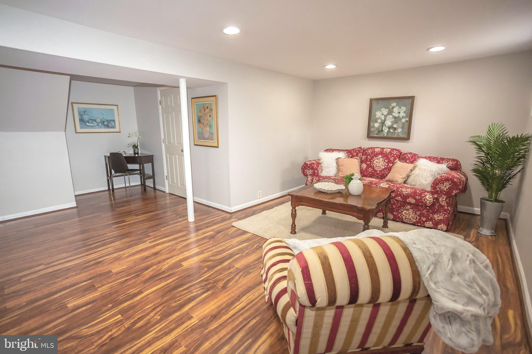 DEEPWOOD - Residential