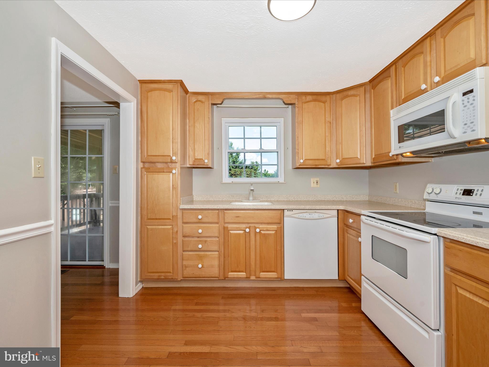 HILLCREST ORCHARDS - Residential